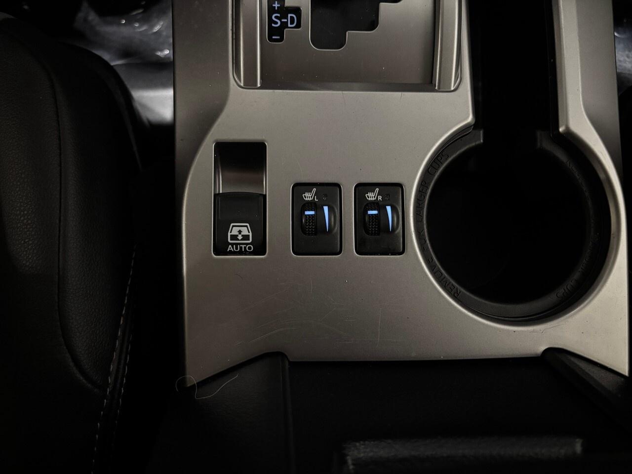 2024 Toyota 4Runner SR5 4WD Photo