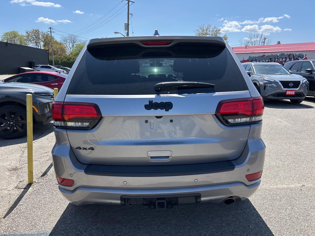 2020 Jeep Grand Cherokee ALTITUDE, SUNROOF, NAV, REMOTE START, CLEAN CARFAX Photo