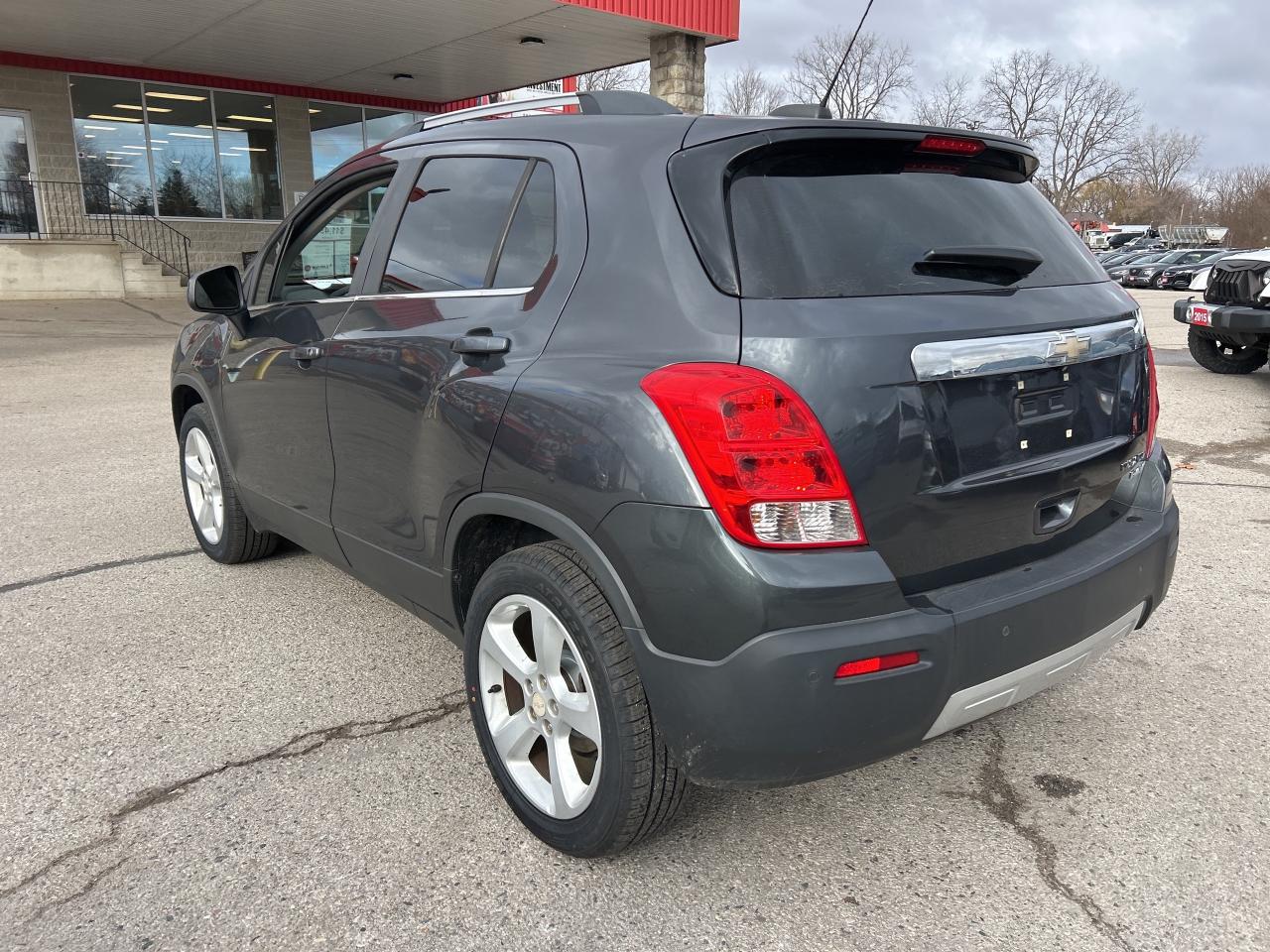 2016 Chevrolet Trax LTZ, CLEAN CARFAX, REMOTE START, SUNROOF! Photo