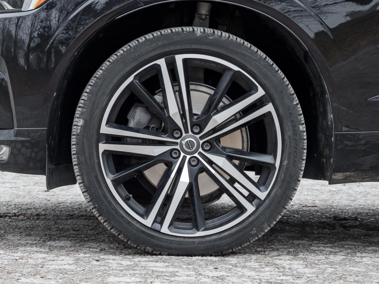 2021 Volvo XC60 T6 AWD R-Design  OFF LEASE  NEW BRAKES  VOLVO CPO Photo