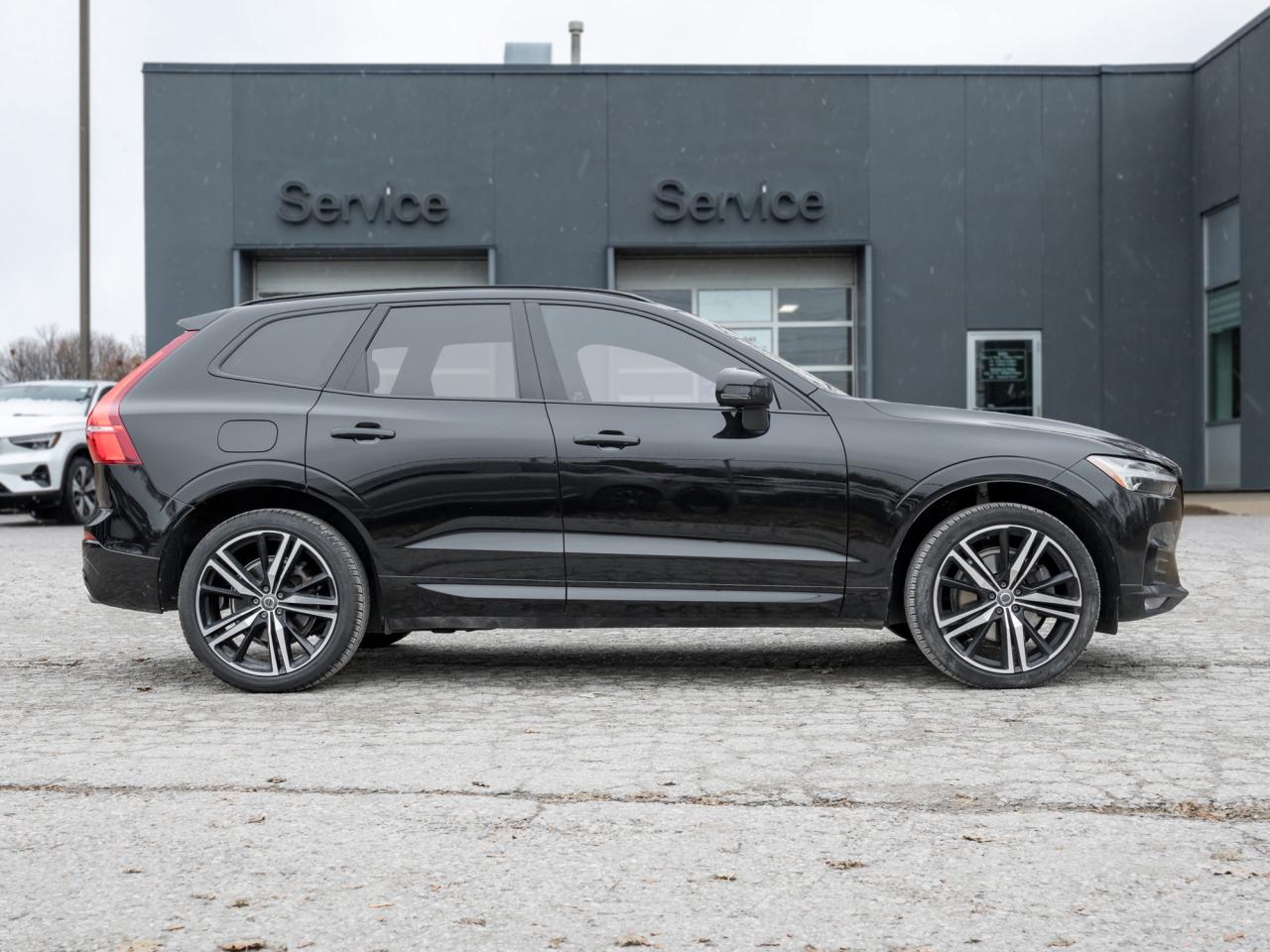 2021 Volvo XC60 T6 AWD R-Design  OFF LEASE  NEW BRAKES  VOLVO CPO Photo