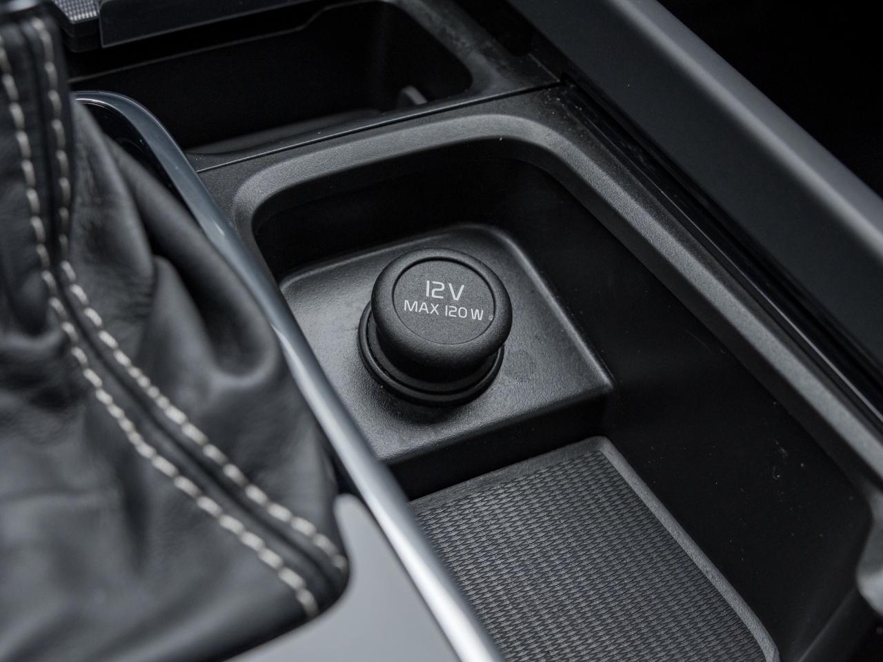 2021 Volvo XC60 T6 AWD R-Design  OFF LEASE  NEW BRAKES  VOLVO CPO Photo