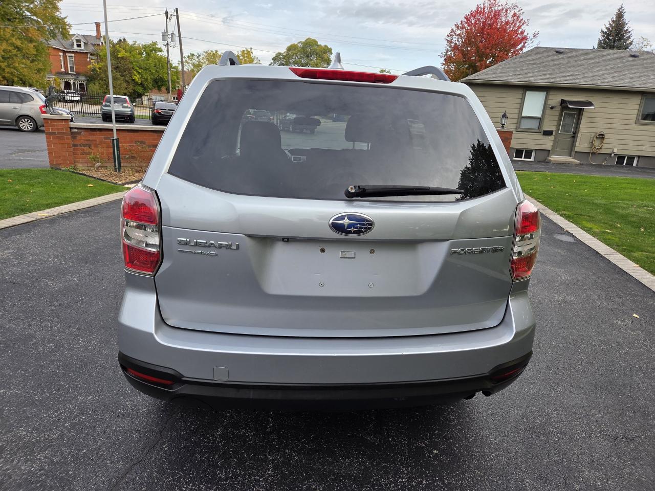 2016 Subaru Forester 5dr Wgn 2.5i Convenience,Only 129k, Must See! Photo