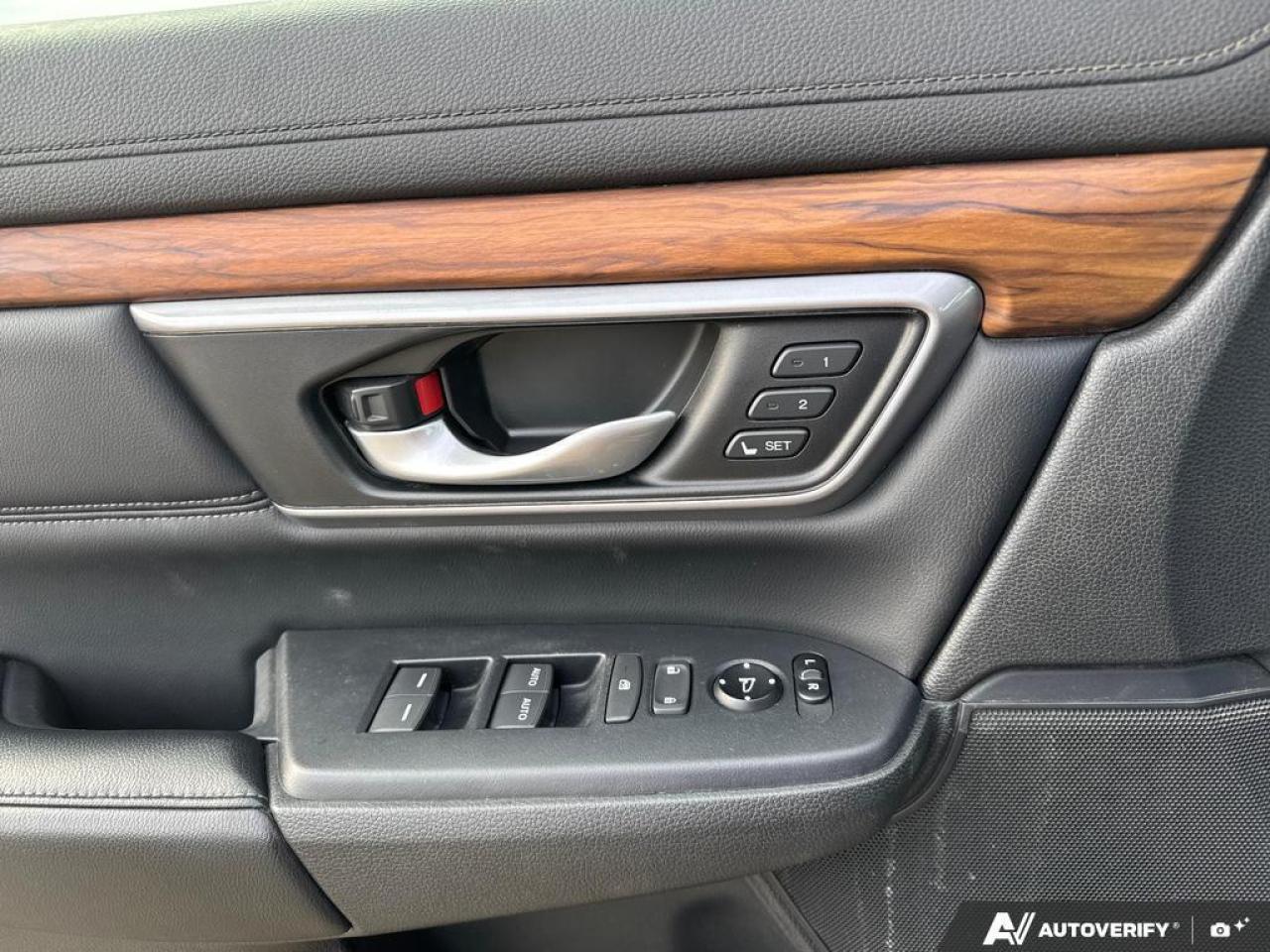 2017 Honda CR-V EX-L AWD   SUNROOF   LEATHER   ONE OWNER Photo