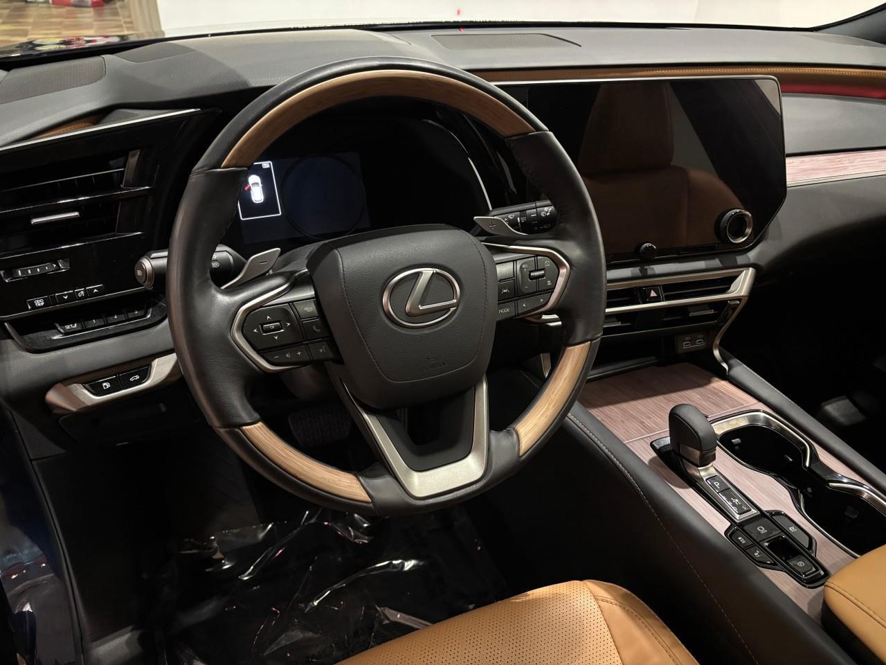 2024 Lexus RX 350H LUXURY PACKAGE   LEXUS CERTIFIED PRE-OWNED   CARFA Photo