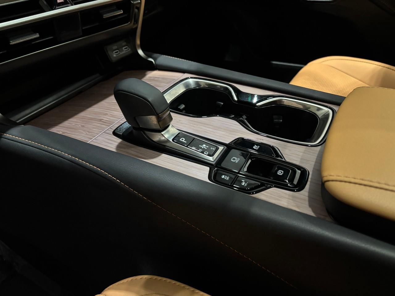 2024 Lexus RX 350H LUXURY PACKAGE   LEXUS CERTIFIED PRE-OWNED   CARFA Photo