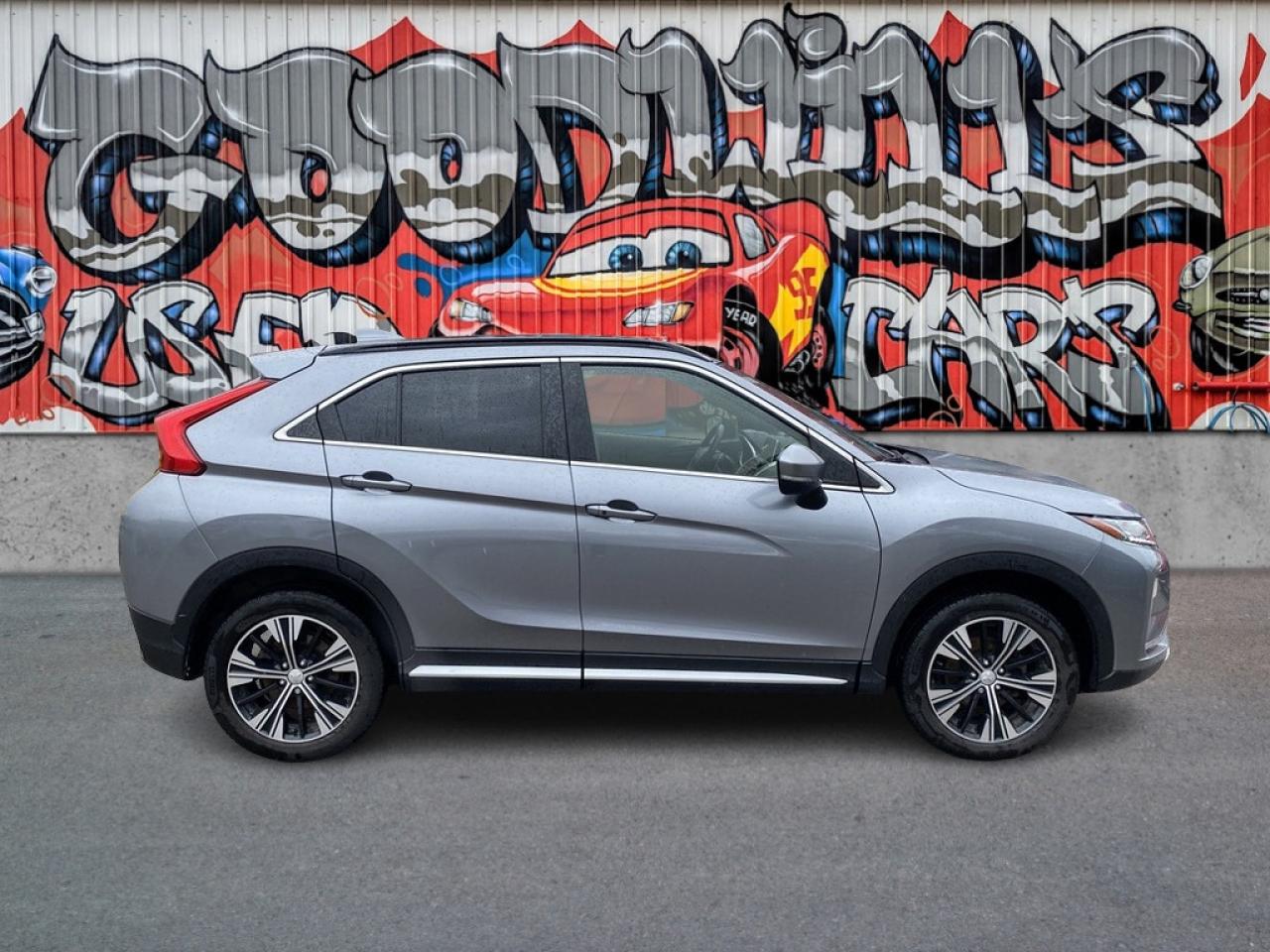 2020 Mitsubishi Eclipse Cross CLEAN CARFAX, HEATED LEATHER, SUNROOF! Photo