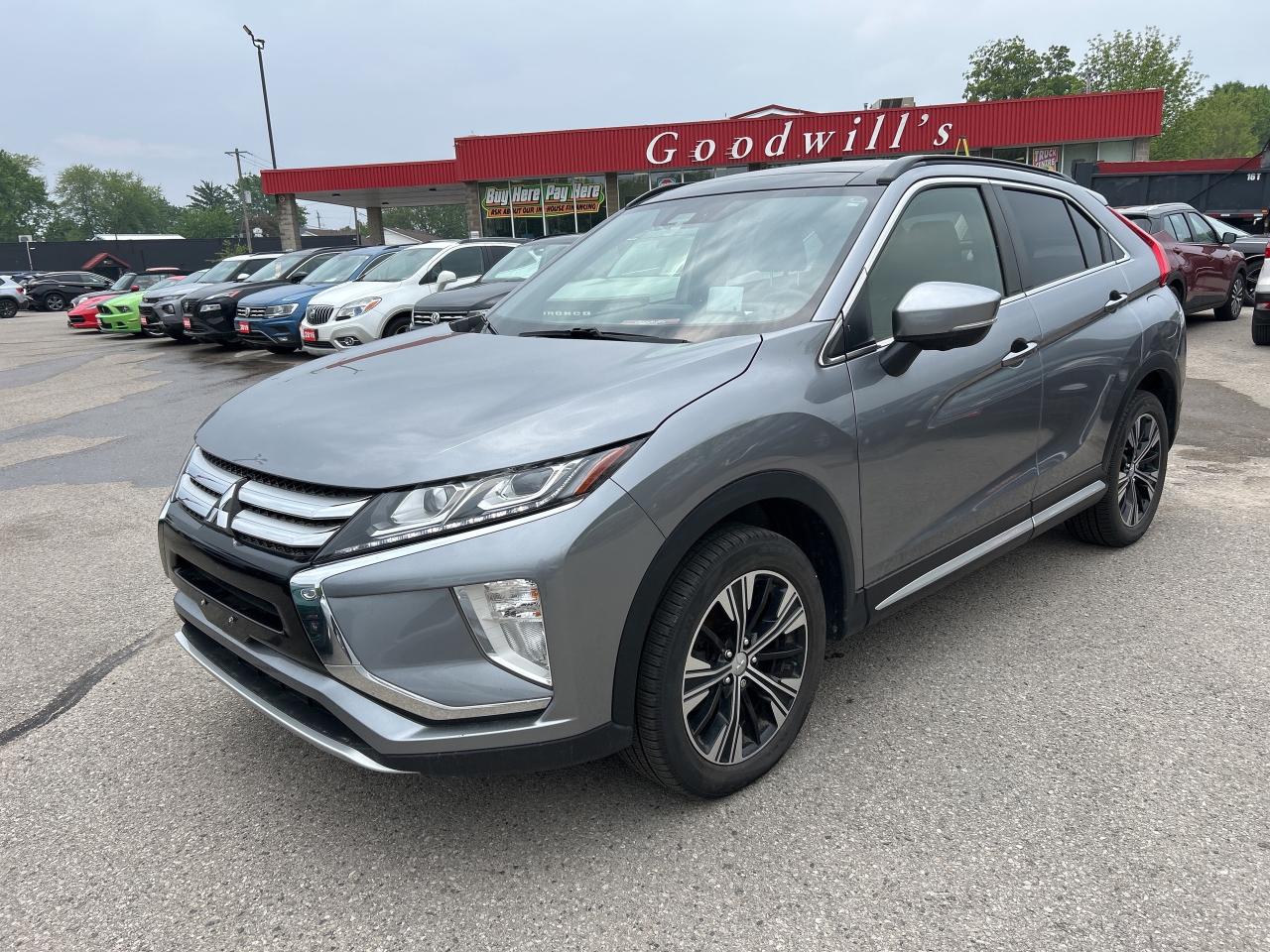 2020 Mitsubishi Eclipse Cross CLEAN CARFAX, HEATED LEATHER, SUNROOF! Photo