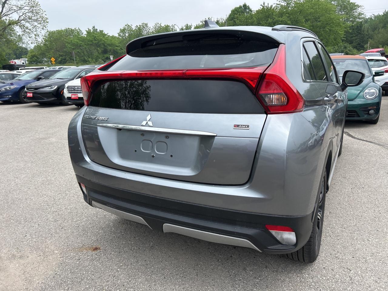 2020 Mitsubishi Eclipse Cross CLEAN CARFAX, HEATED LEATHER, SUNROOF! Photo