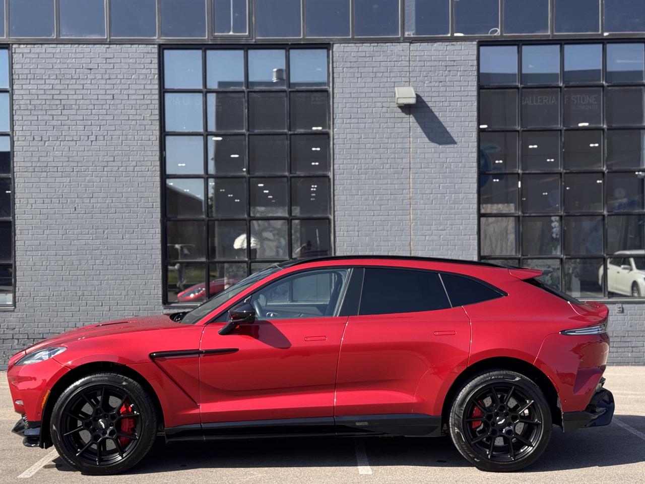 2023 Aston Martin DBX 707 AWD Photo