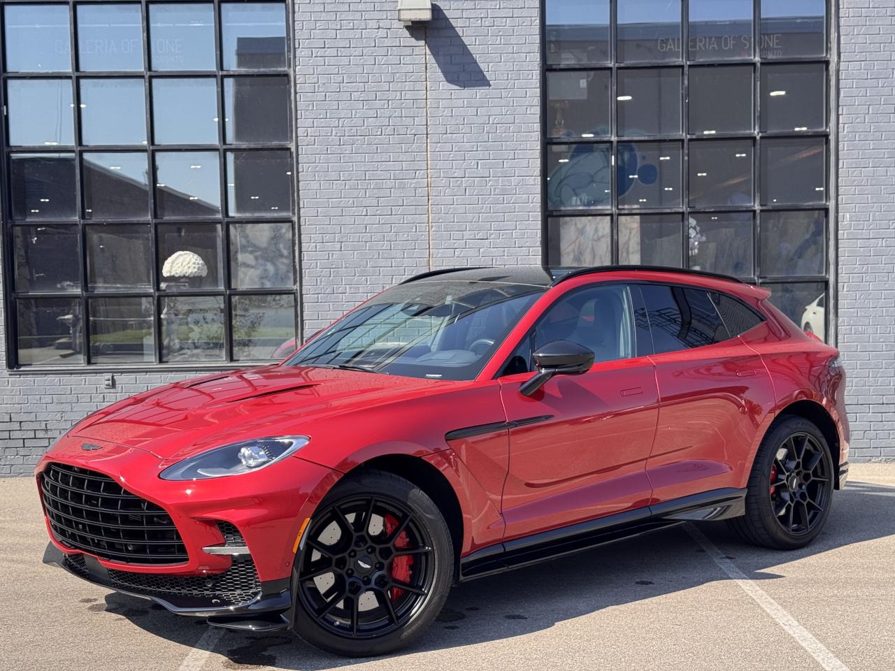 2023 Aston Martin DBX 707 AWD Photo0