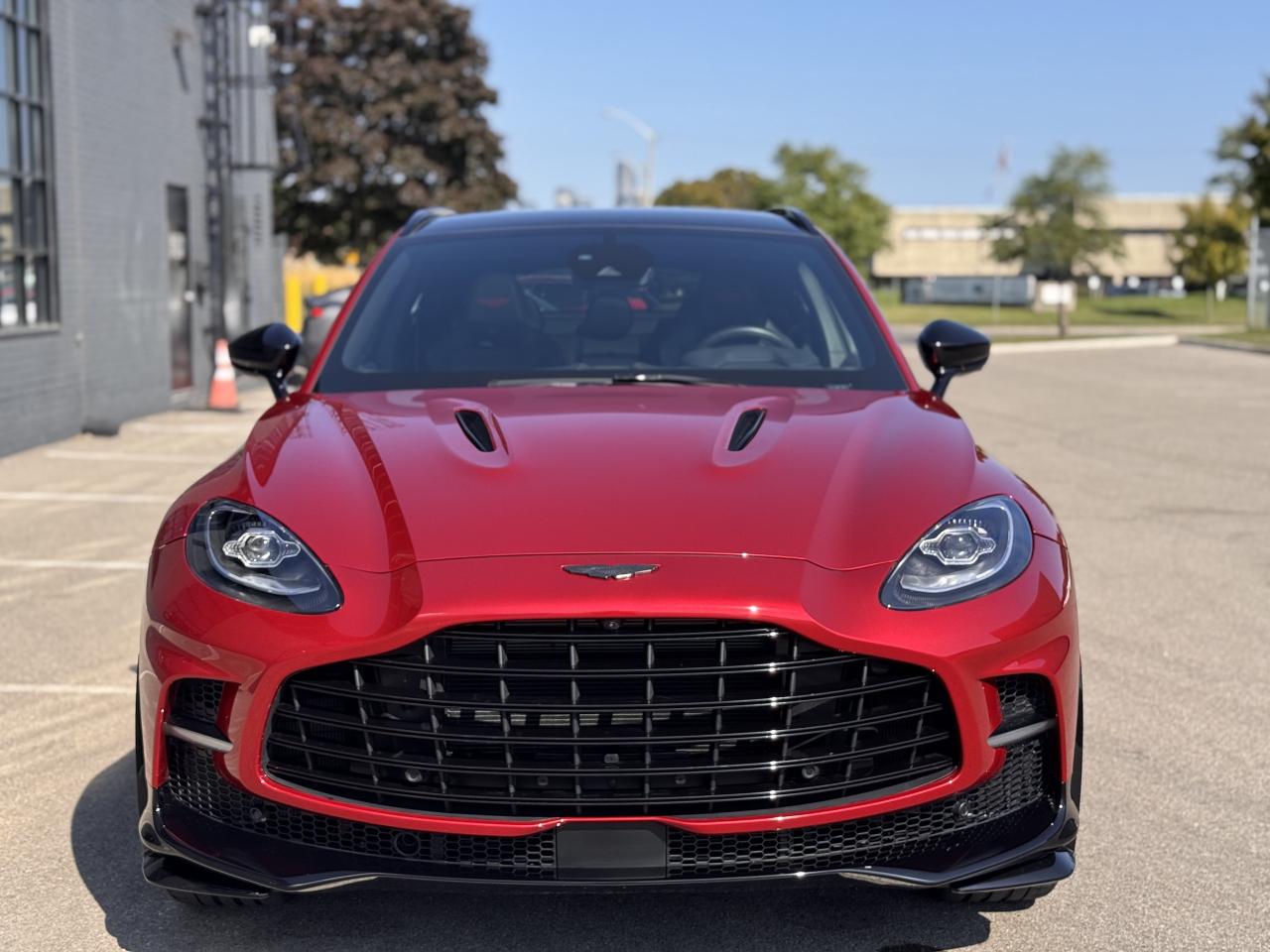 2023 Aston Martin DBX 707 AWD Photo