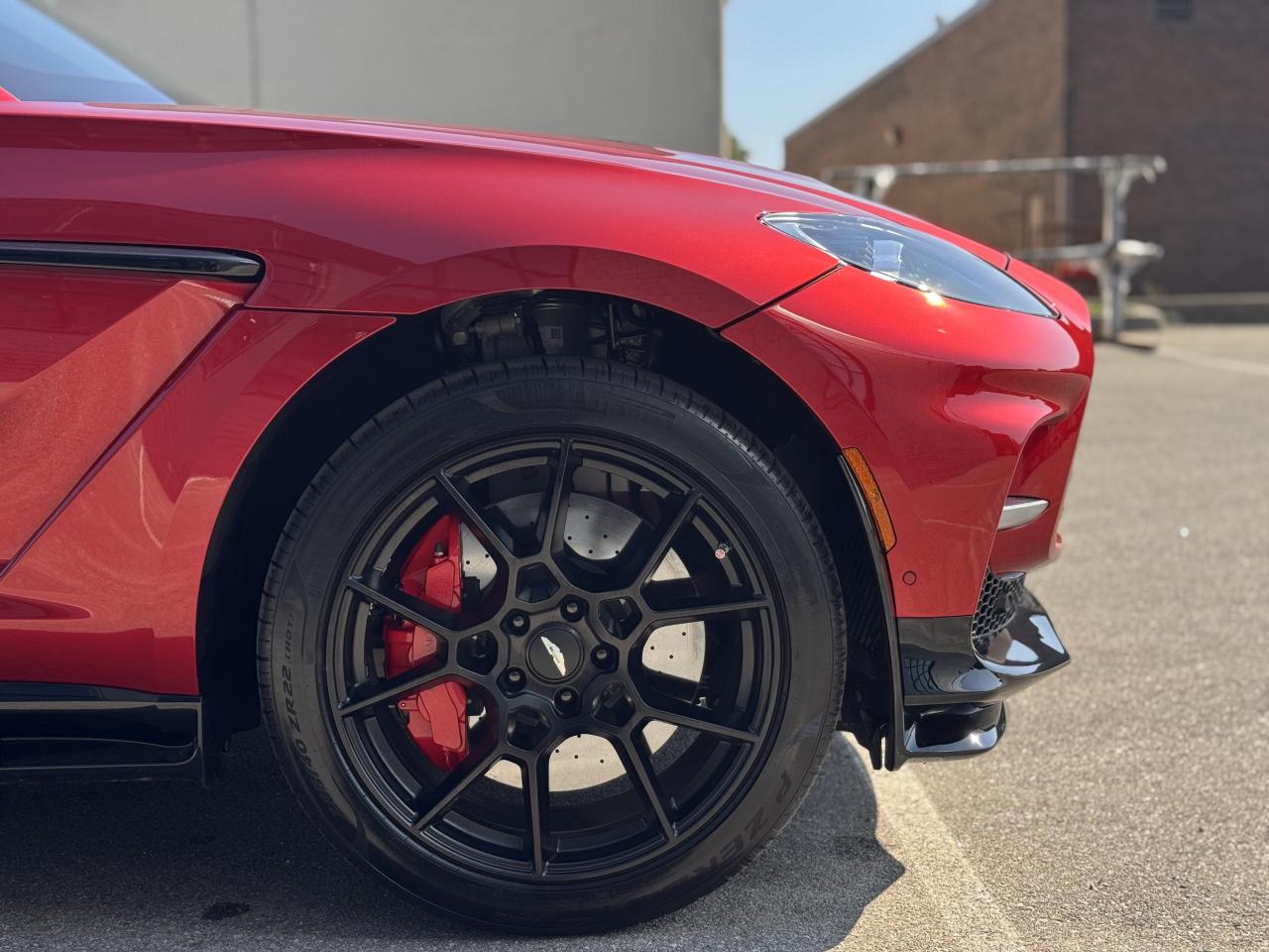 2023 Aston Martin DBX 707 AWD Photo