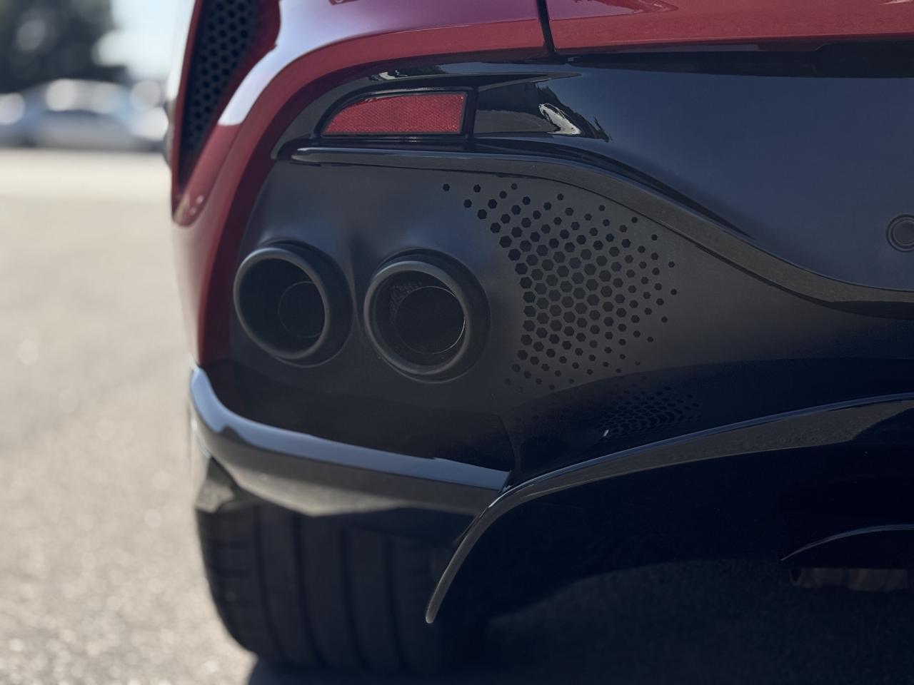 2023 Aston Martin DBX 707 AWD Photo