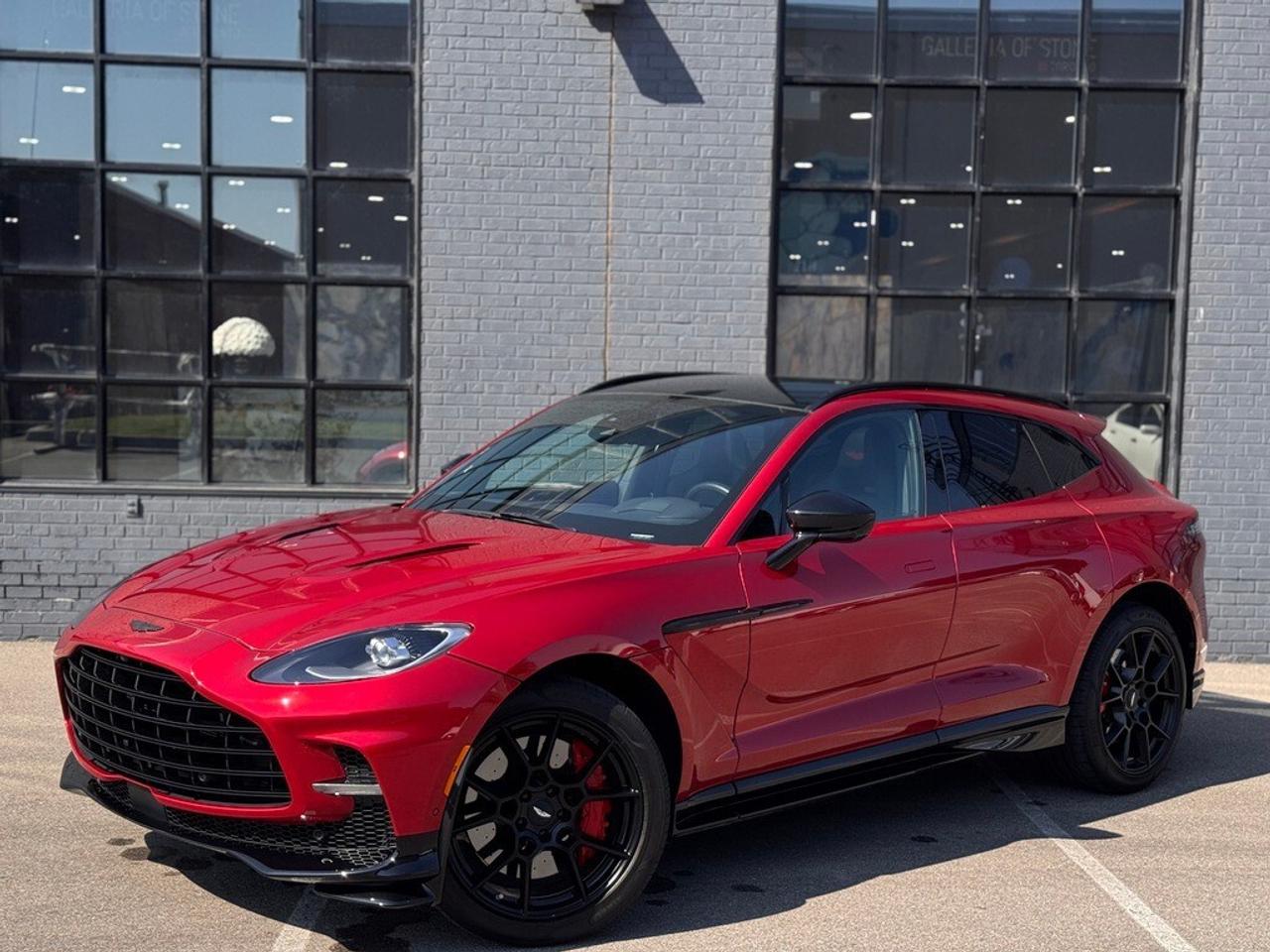 2023 Aston Martin DBX 707 AWD Photo