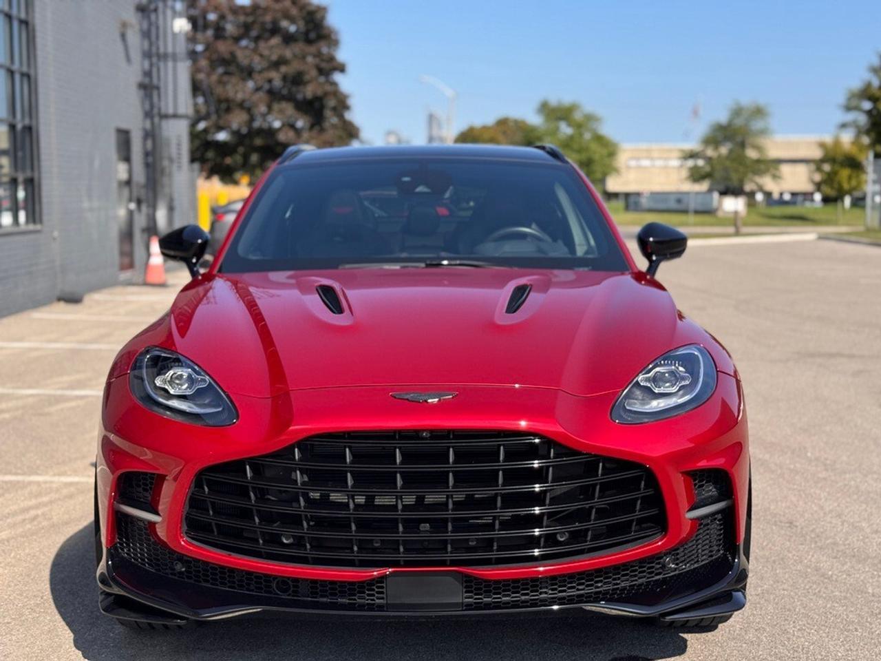 2023 Aston Martin DBX 707 AWD Photo