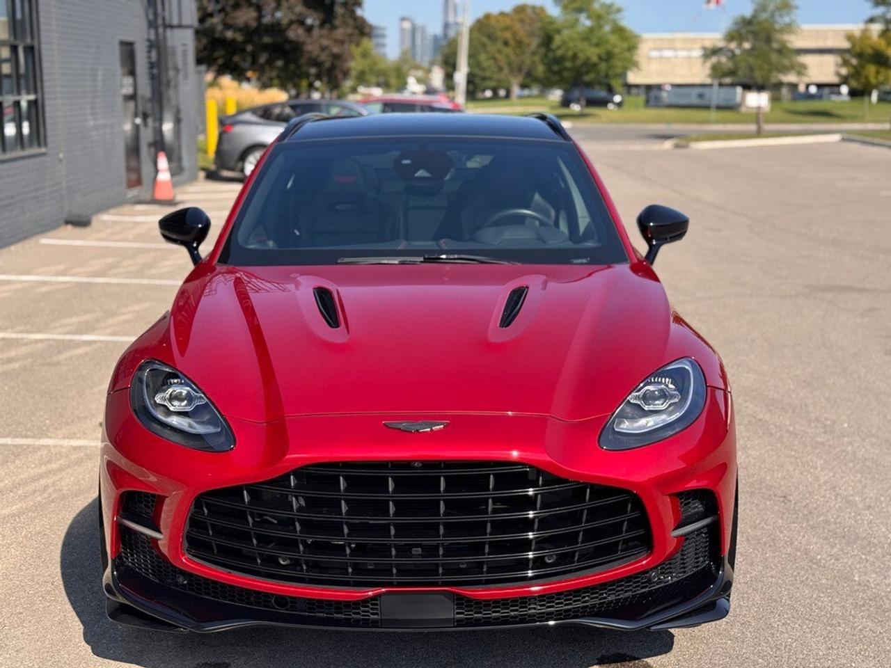 2023 Aston Martin DBX 707 AWD Photo