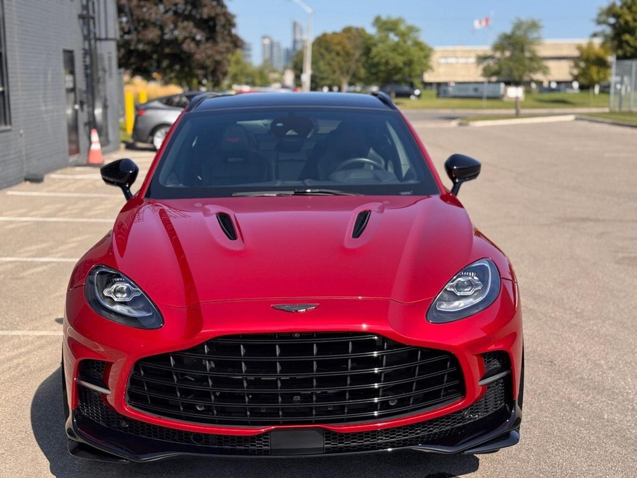 2023 Aston Martin DBX 707 AWD Photo