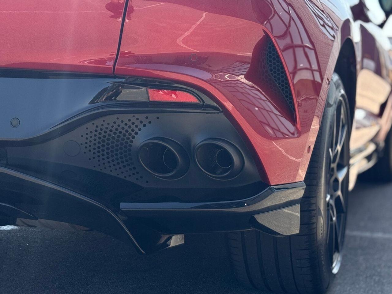 2023 Aston Martin DBX 707 AWD Photo