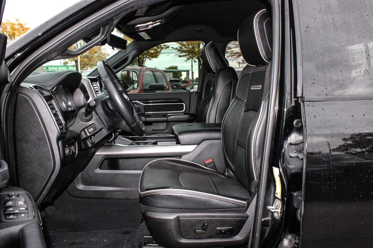 2022 RAM 3500 Laramie 4x4 Crew Cab 8' Box  Gps SiriusXM BkpCam Photo