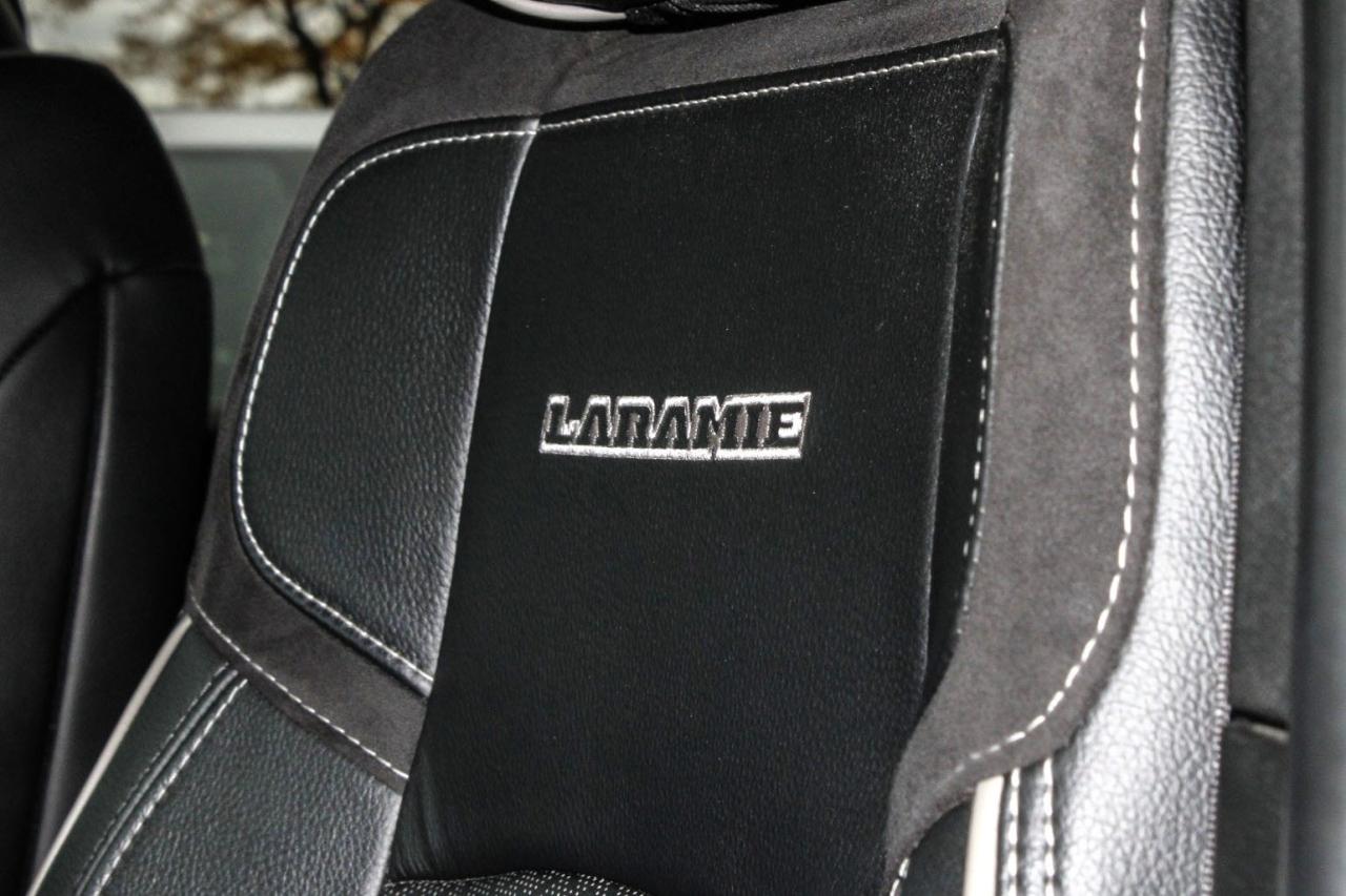 2022 RAM 3500 Laramie 4x4 Crew Cab 8' Box  Gps SiriusXM BkpCam Photo