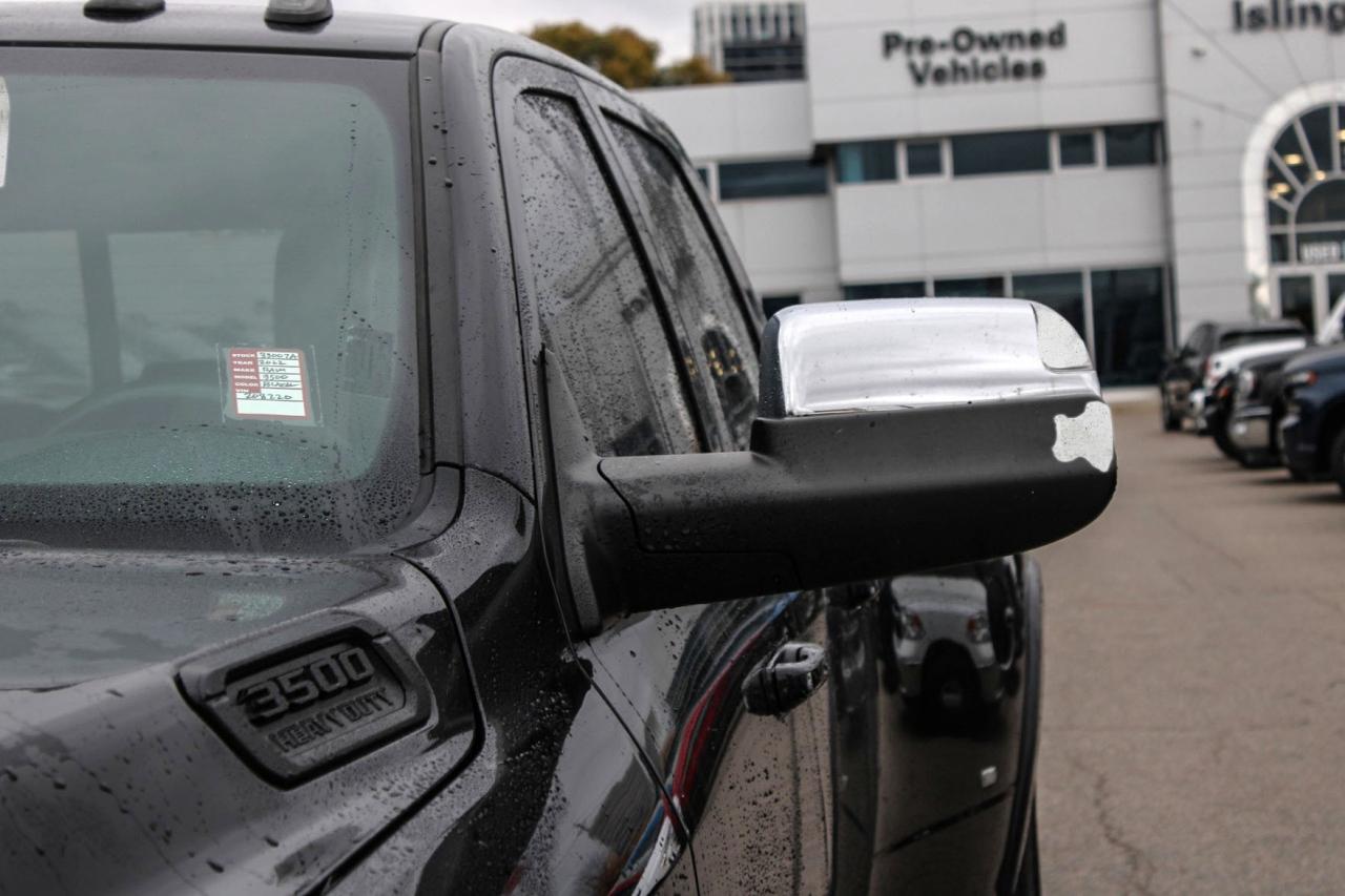 2022 RAM 3500 Laramie 4x4 Crew Cab 8' Box  Gps SiriusXM BkpCam Photo