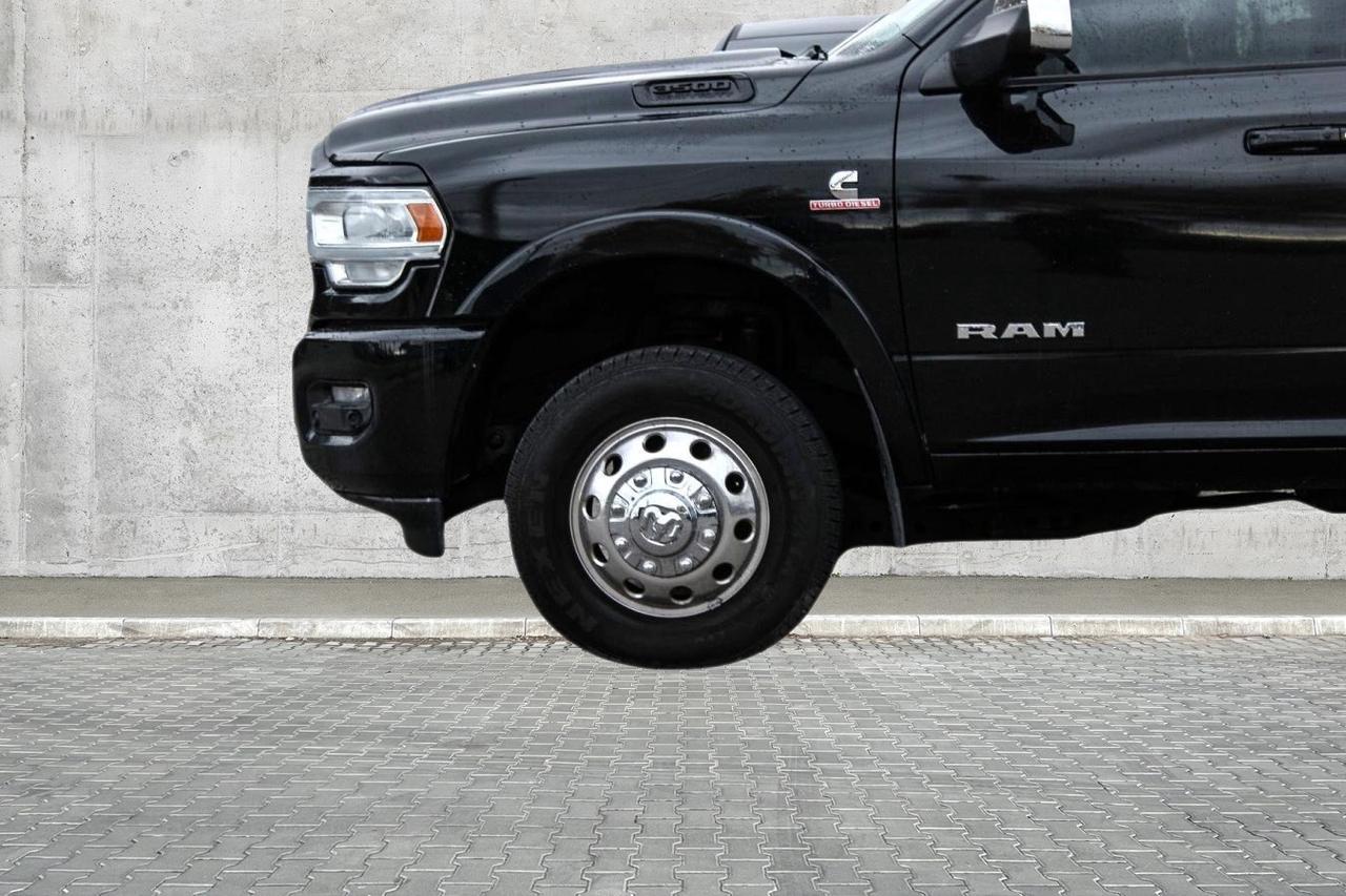 2022 RAM 3500 Laramie 4x4 Crew Cab 8' Box  Gps SiriusXM BkpCam Photo