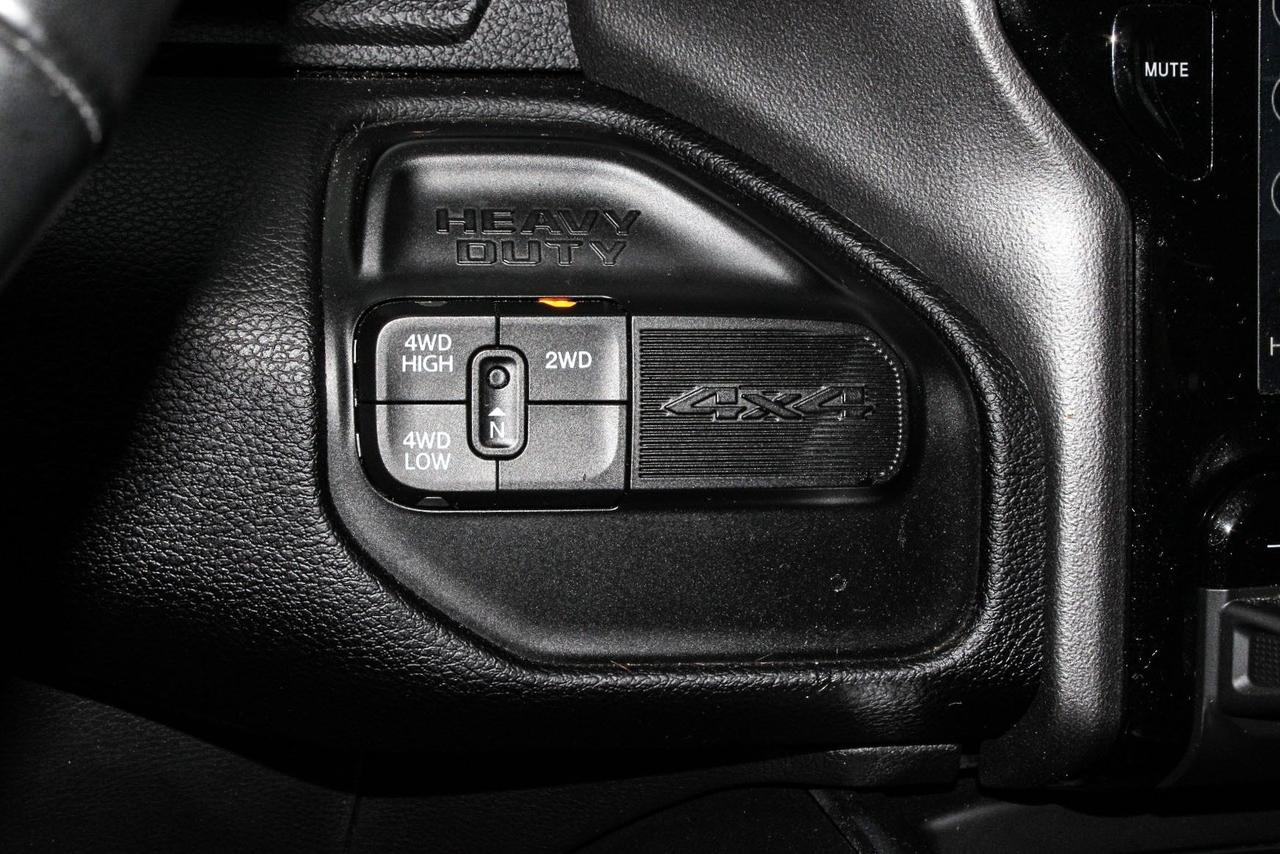 2022 RAM 3500 Laramie 4x4 Crew Cab 8' Box  Gps SiriusXM BkpCam Photo