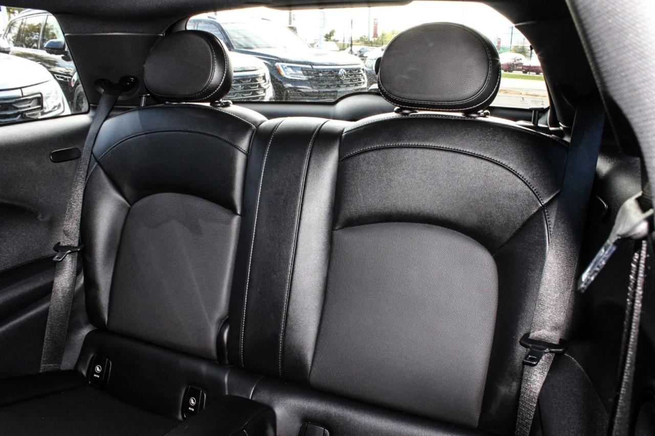 2017 MINI Cooper Hardtop HB  SiriusXM Photo