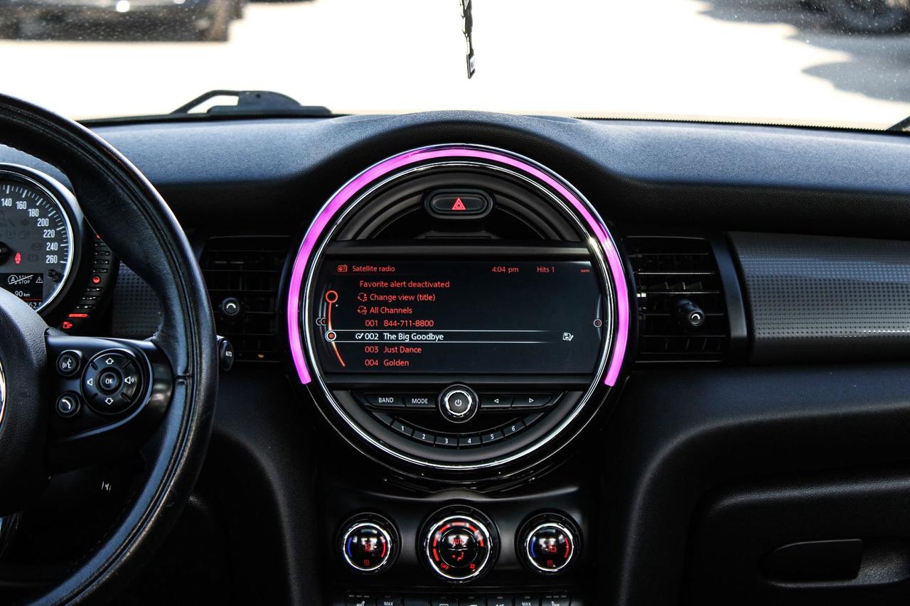 2017 MINI Cooper Hardtop HB  SiriusXM Photo