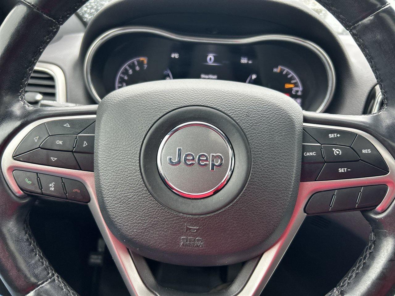 2021 Jeep Grand Cherokee Altitude Sunroof Navigation Blind-Spot Remote Star Photo