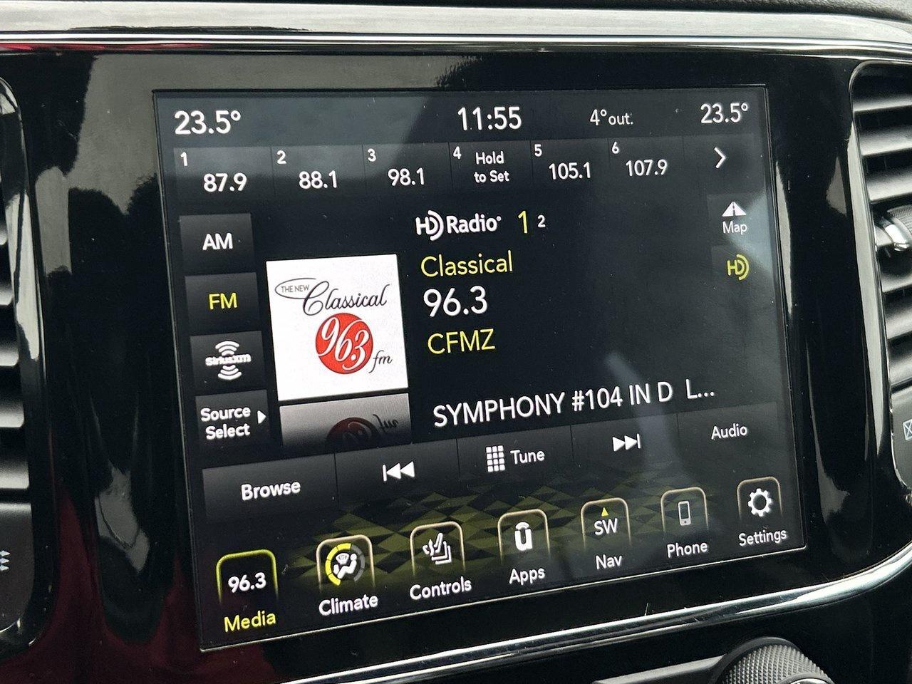 2021 Jeep Grand Cherokee Altitude Sunroof Navigation Blind-Spot Remote Star Photo