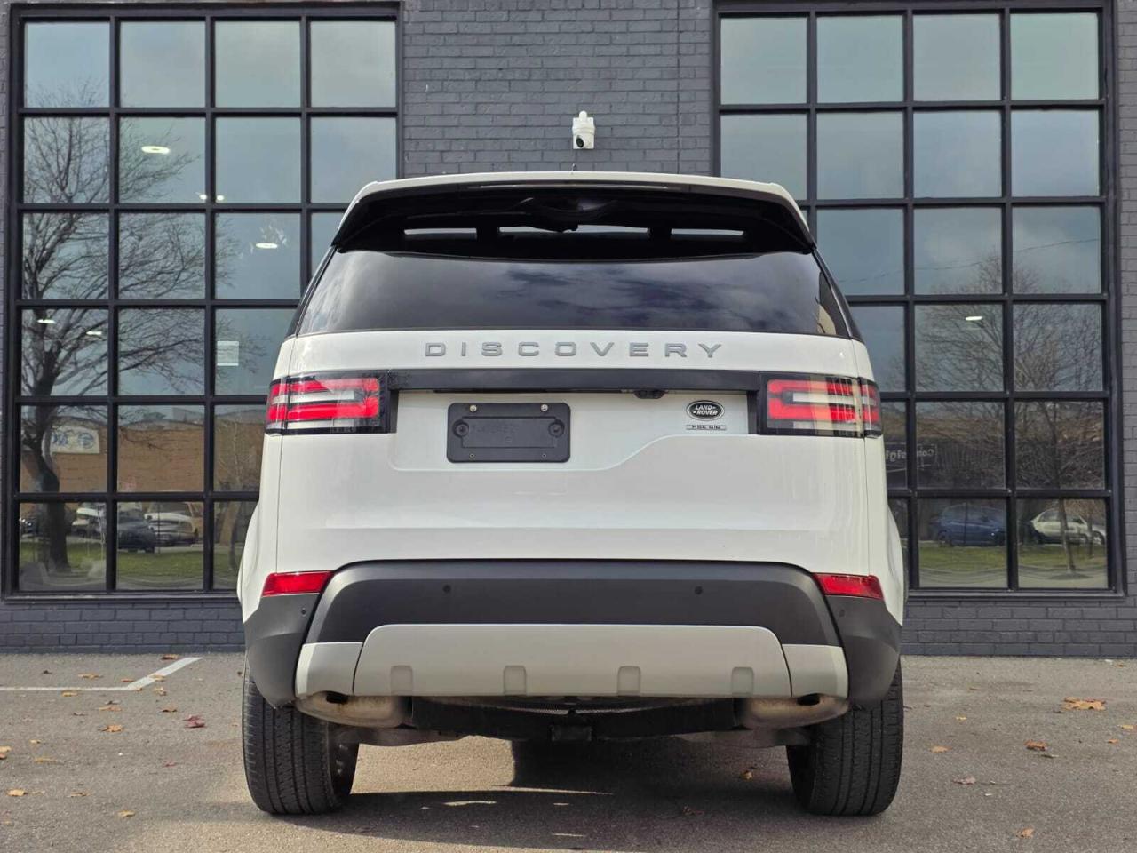 2019 Land Rover Discovery HSE 4WD Photo