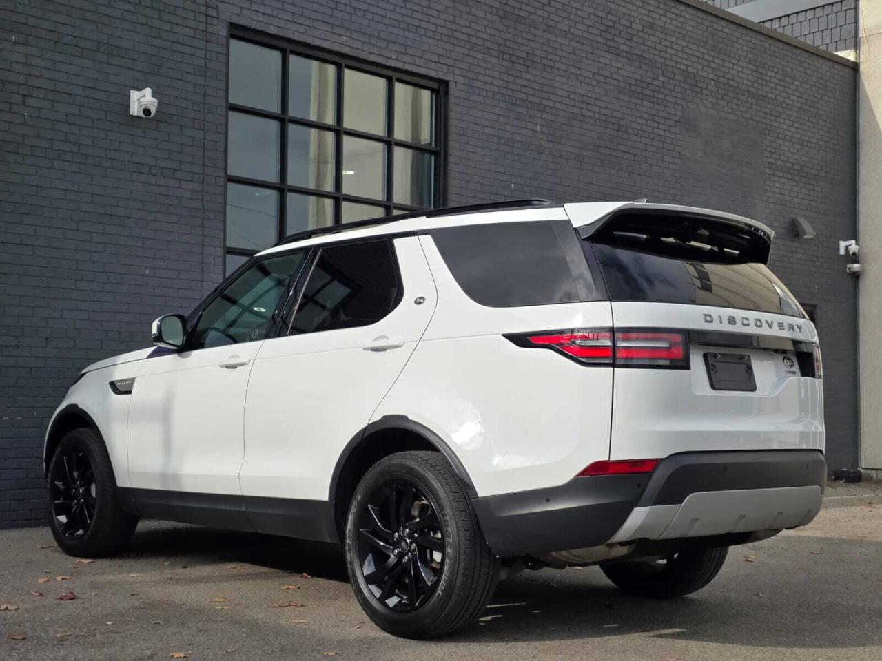2019 Land Rover Discovery HSE 4WD Photo
