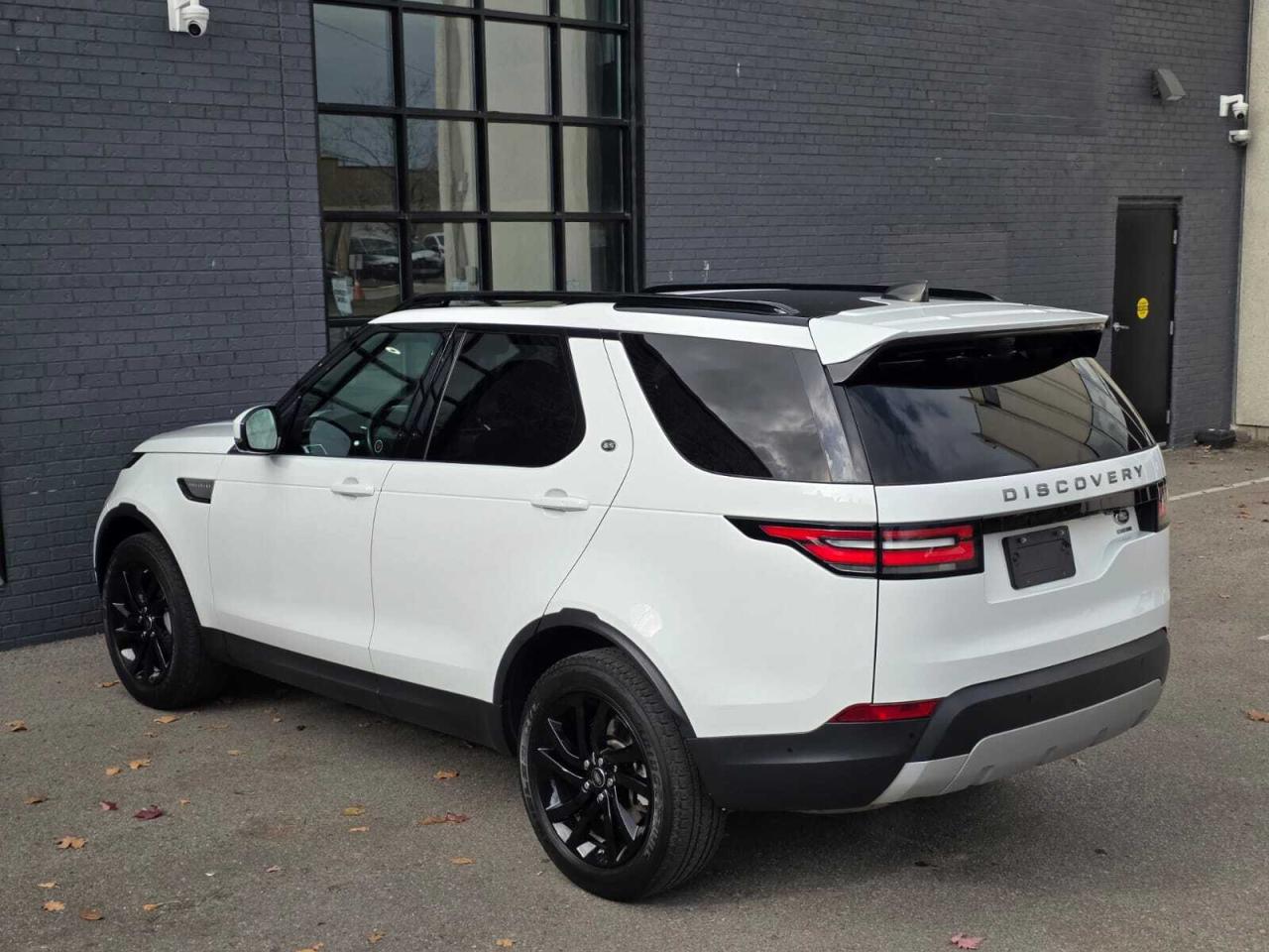2019 Land Rover Discovery HSE 4WD Photo