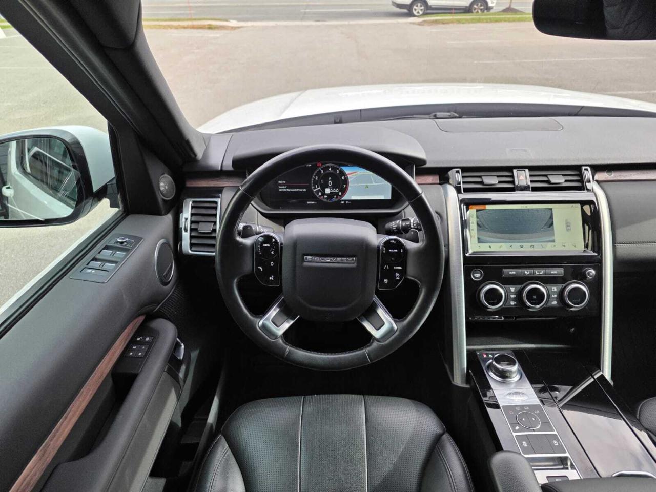 2019 Land Rover Discovery HSE 4WD Photo