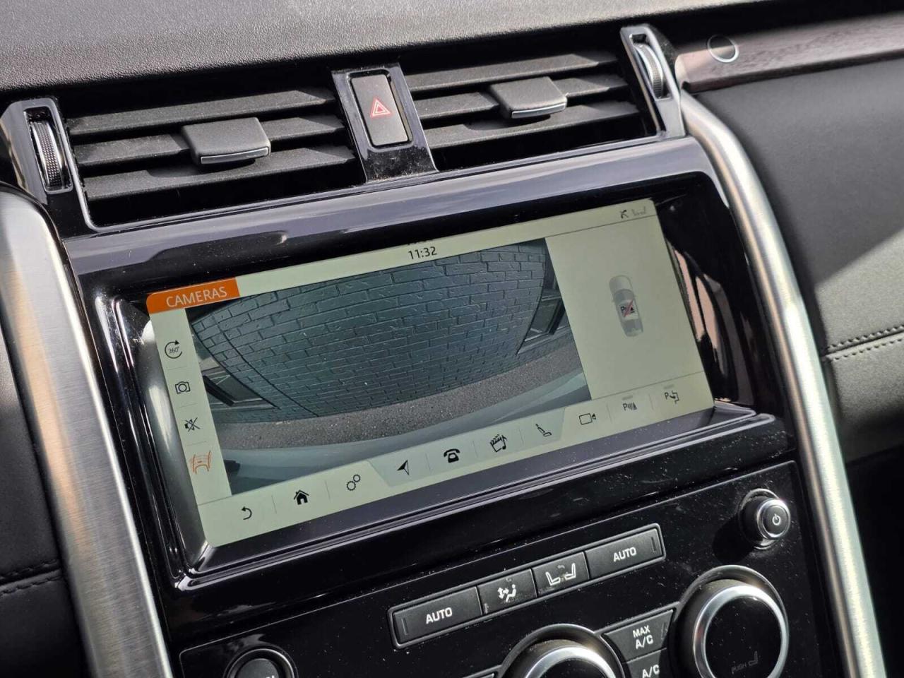 2019 Land Rover Discovery HSE 4WD Photo