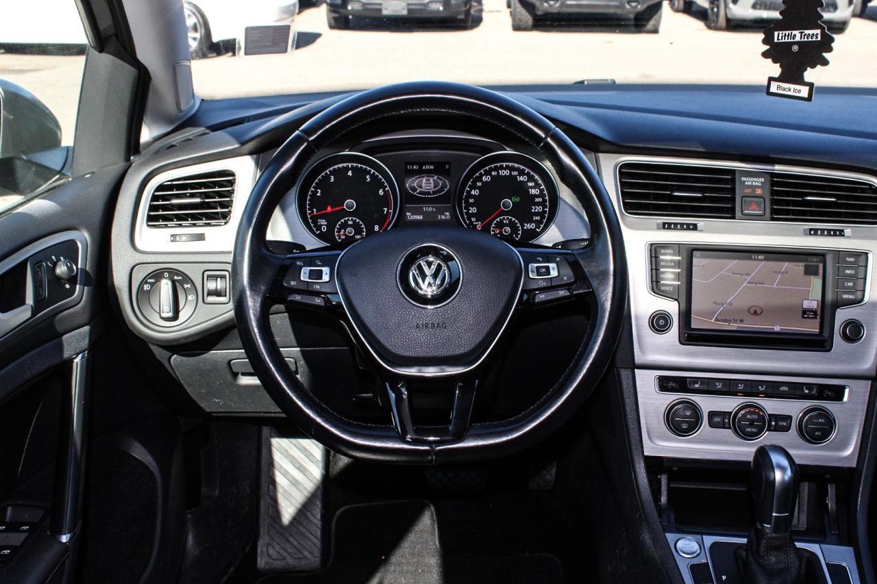 2016 Volkswagen Golf HB TSI Trendline  BkpCam HtdSeats Gps Photo