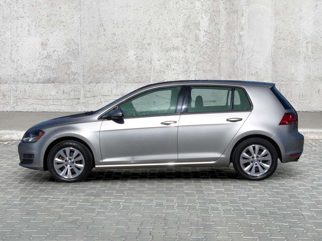 2016 Volkswagen Golf HB TSI Trendline  BkpCam HtdSeats Gps Photo