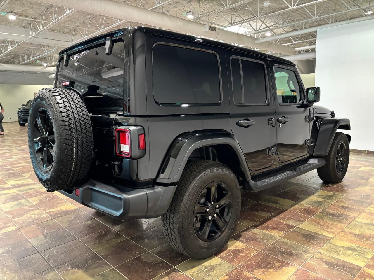 2023 Jeep Wrangler Sahara Photo