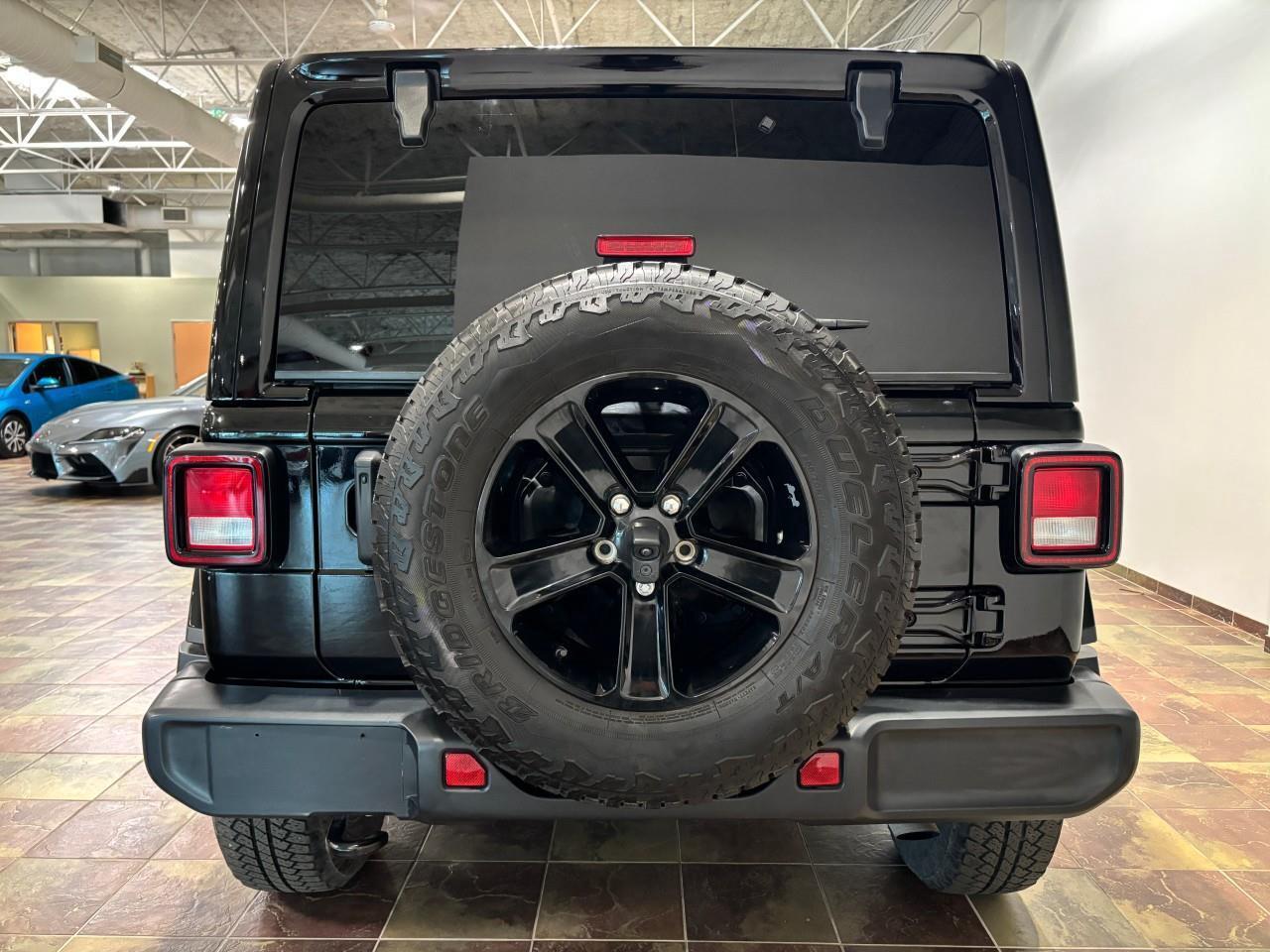 2023 Jeep Wrangler Sahara Photo