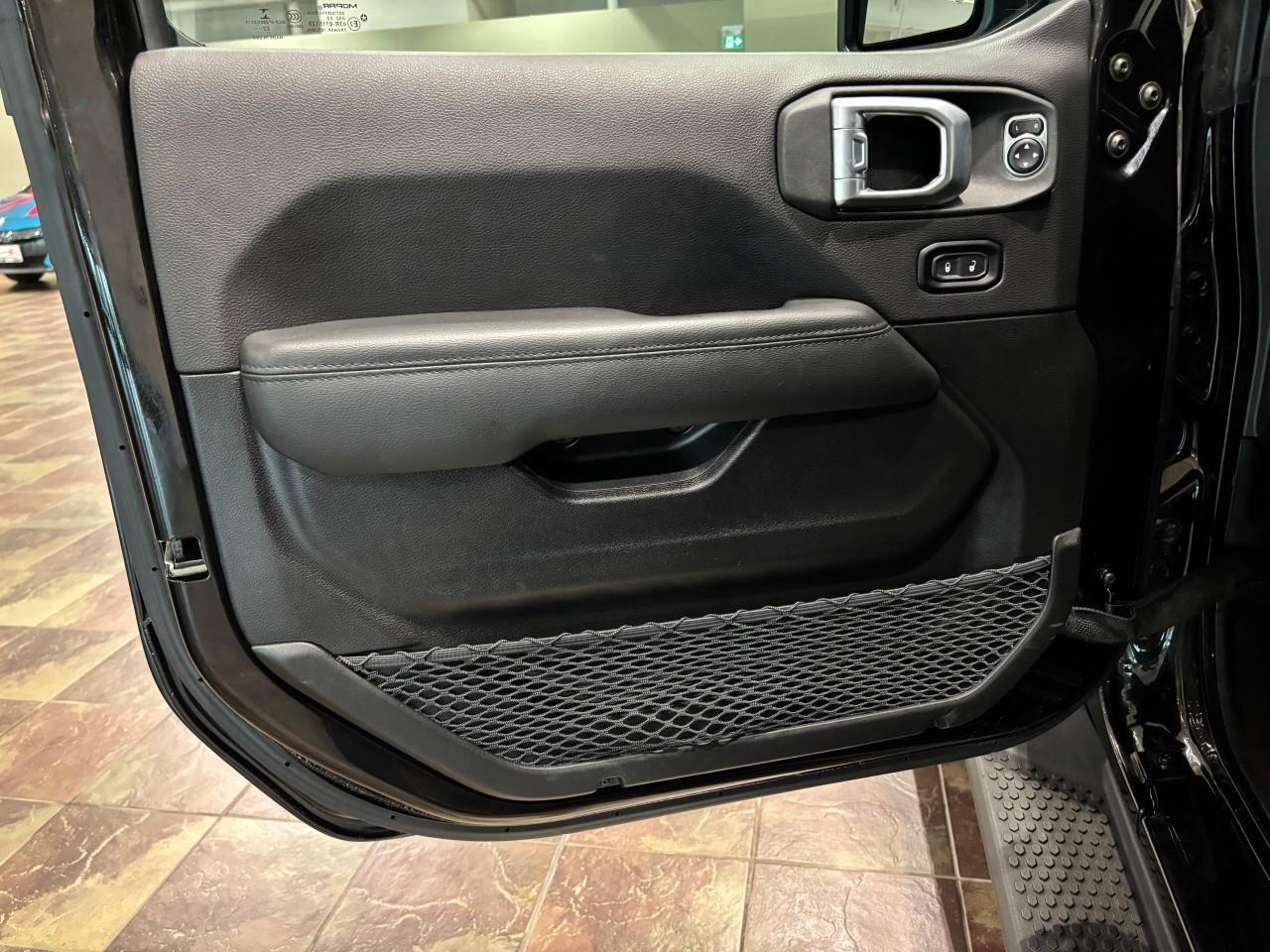 2023 Jeep Wrangler Sahara Photo