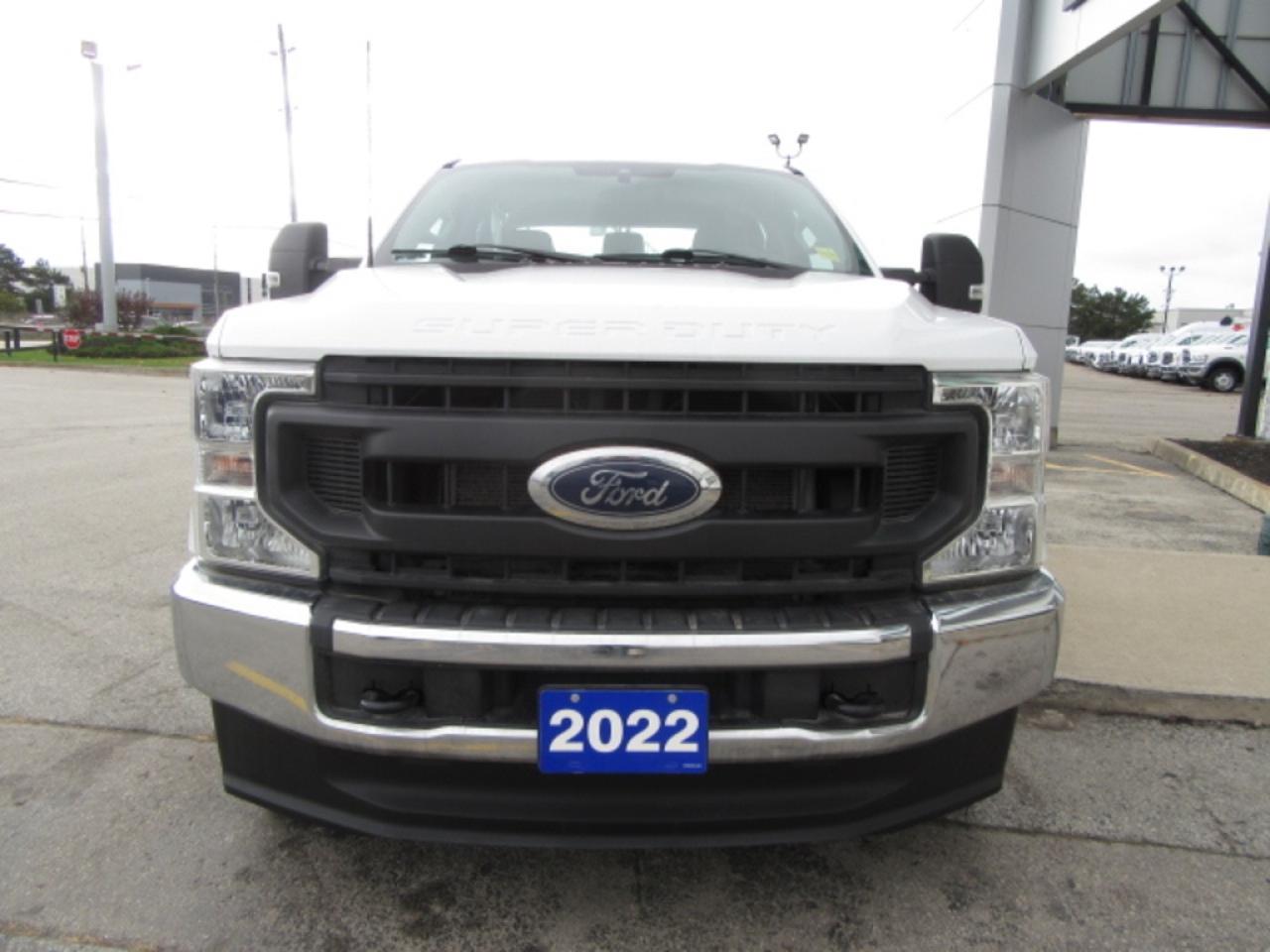 2022 Ford F-250 GAS 4X4 CREW CAB WITH NEW SERVICE UTILITY BODY Photo4