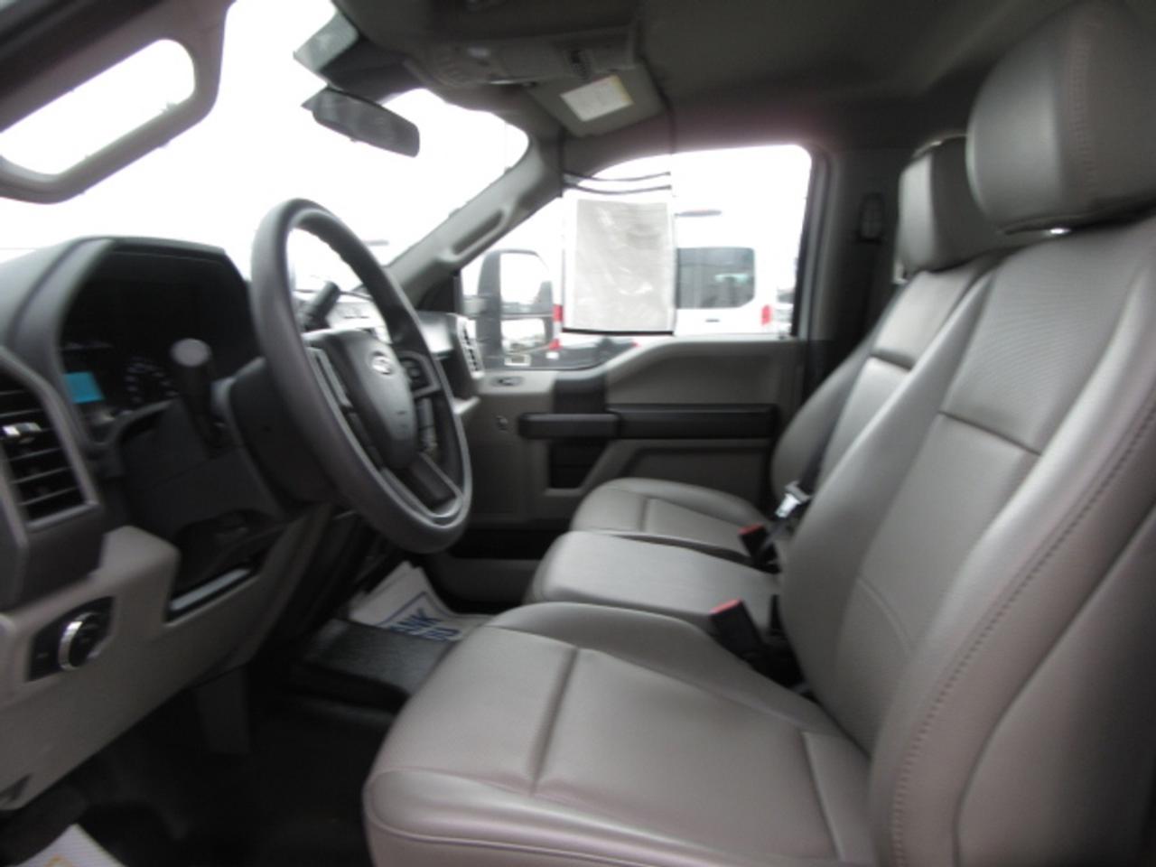 2022 Ford F-250 GAS 4X4 CREW CAB WITH NEW SERVICE UTILITY BODY Photo