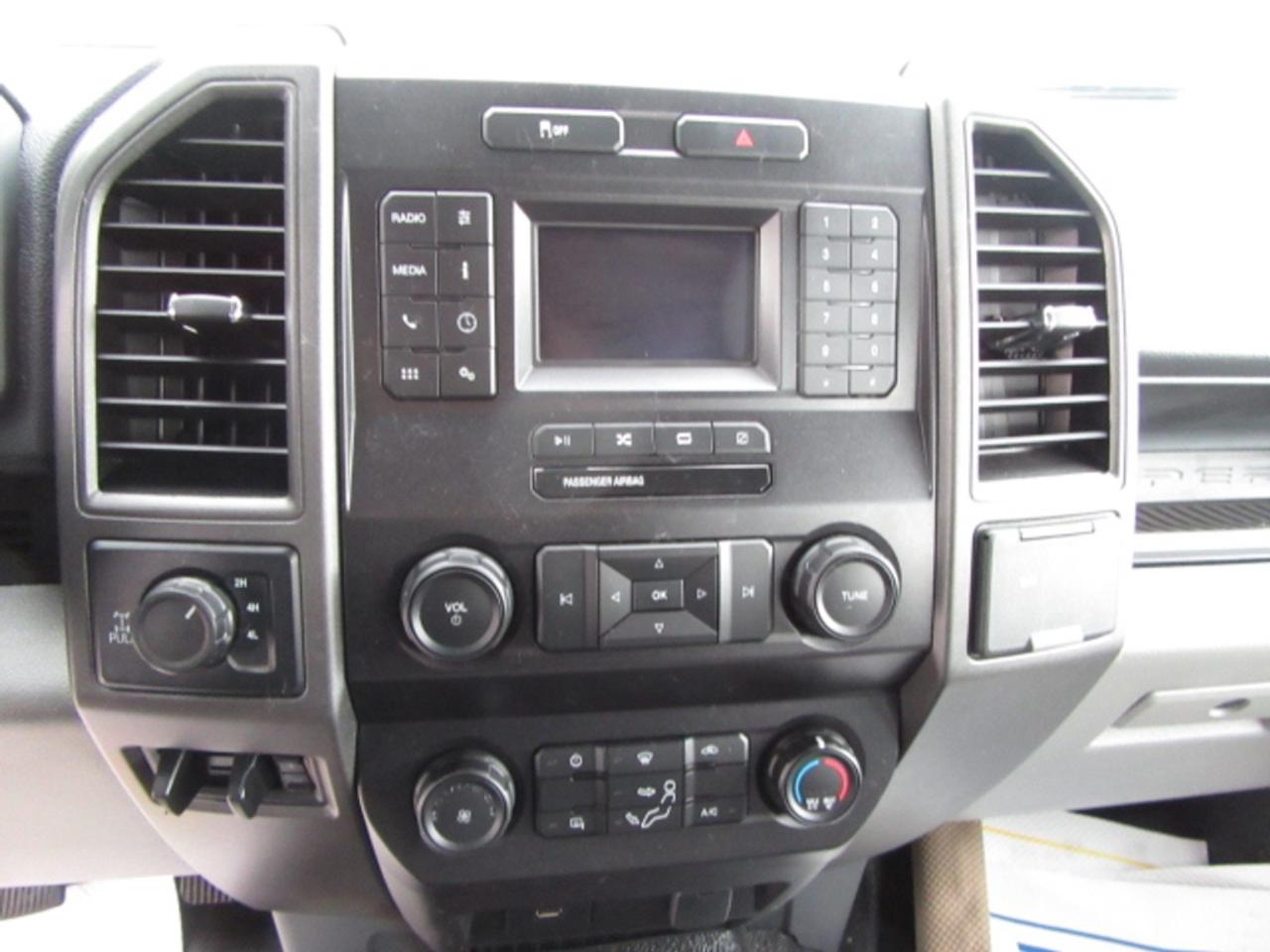 2022 Ford F-250 GAS 4X4 CREW CAB WITH NEW SERVICE UTILITY BODY Photo