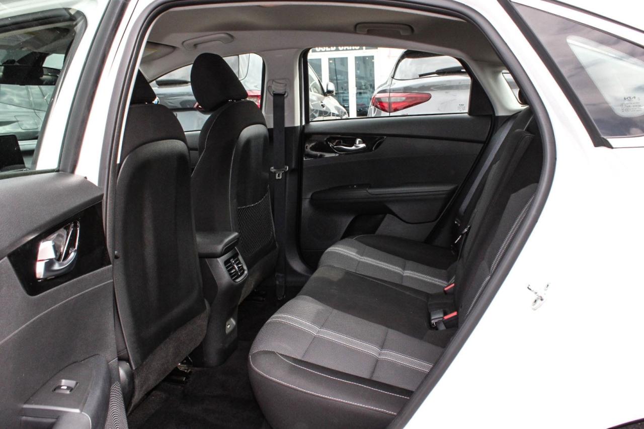 2022 Kia Forte GT Line  HtdSeats DriveModes BkpCam Photo