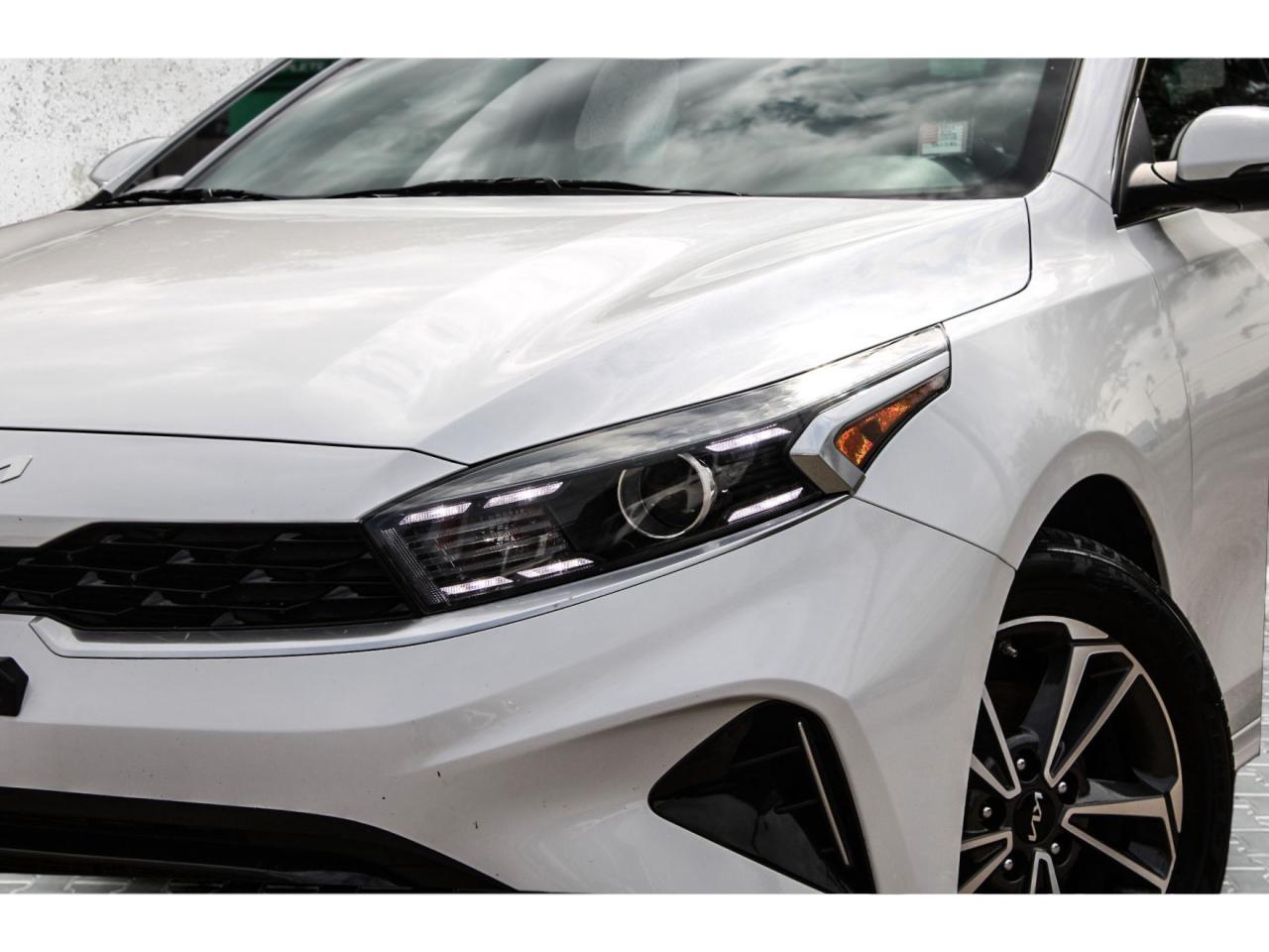 2022 Kia Forte GT Line  HtdSeats DriveModes BkpCam Photo