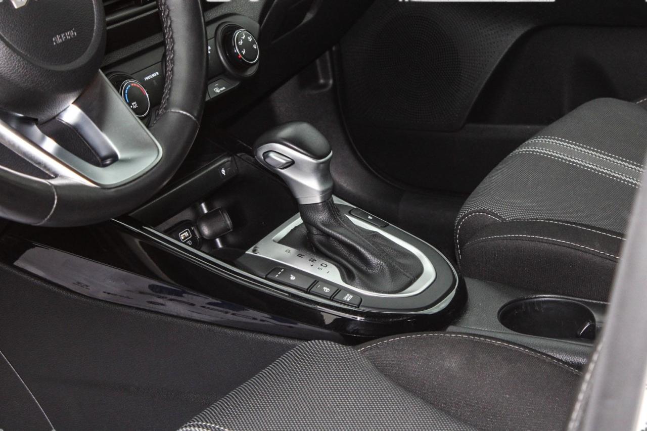 2022 Kia Forte GT Line  HtdSeats DriveModes BkpCam Photo