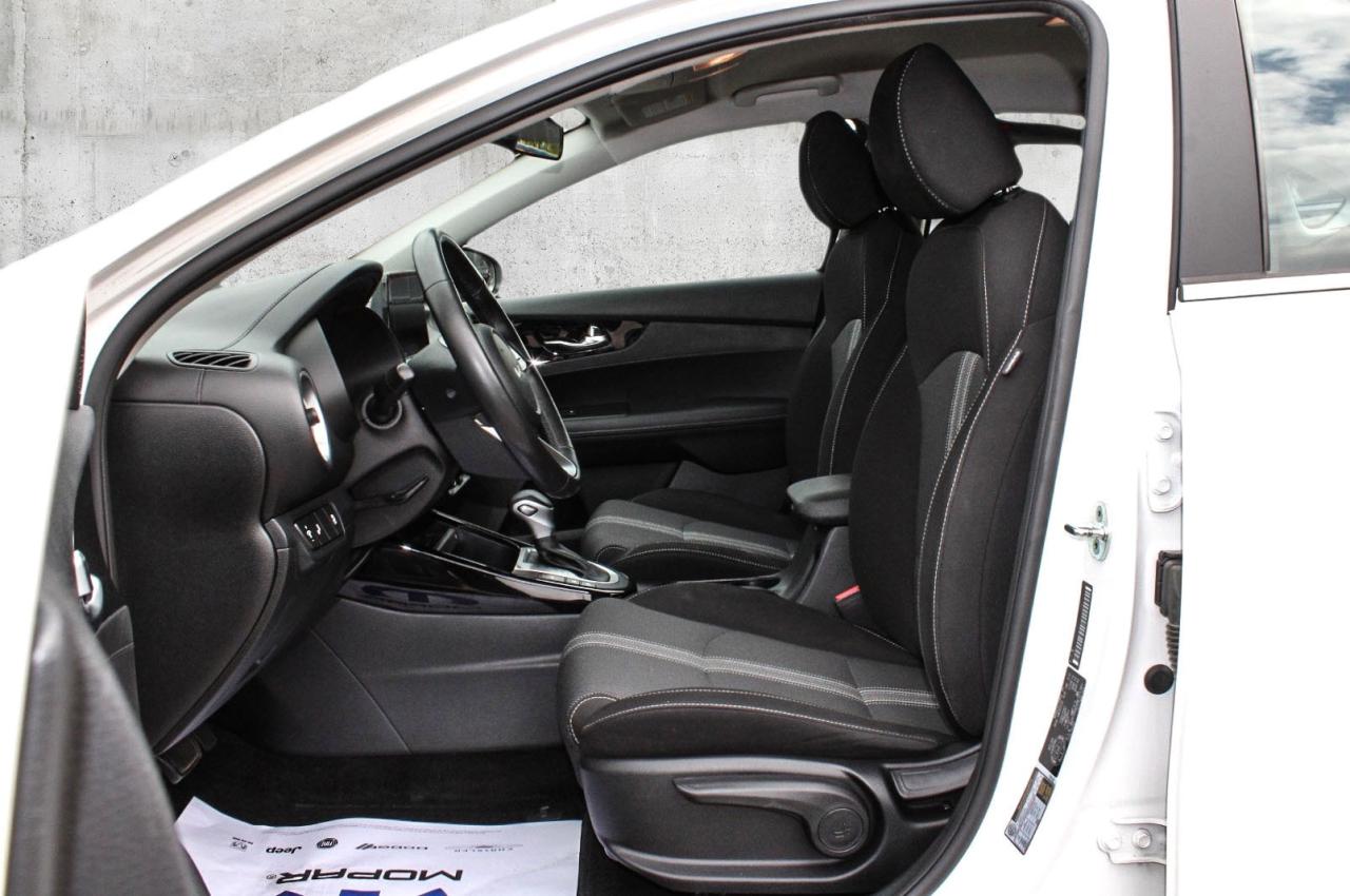 2022 Kia Forte GT Line  HtdSeats DriveModes BkpCam Photo