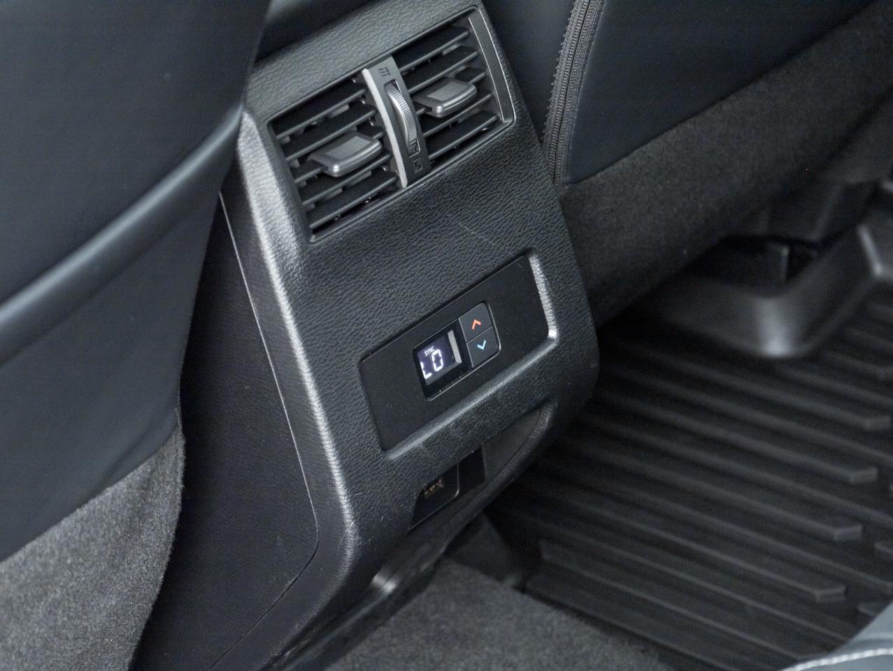 2023 Mitsubishi Outlander LE S-AWC/20-inch two-tone alloy wheels/ 360 Camera Photo